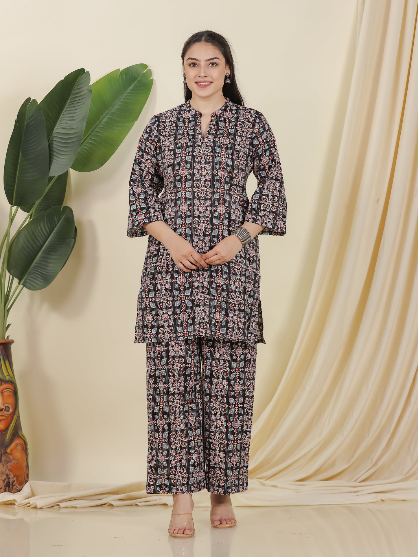 Kantha Cotton Geometric Straight Black Kurta
