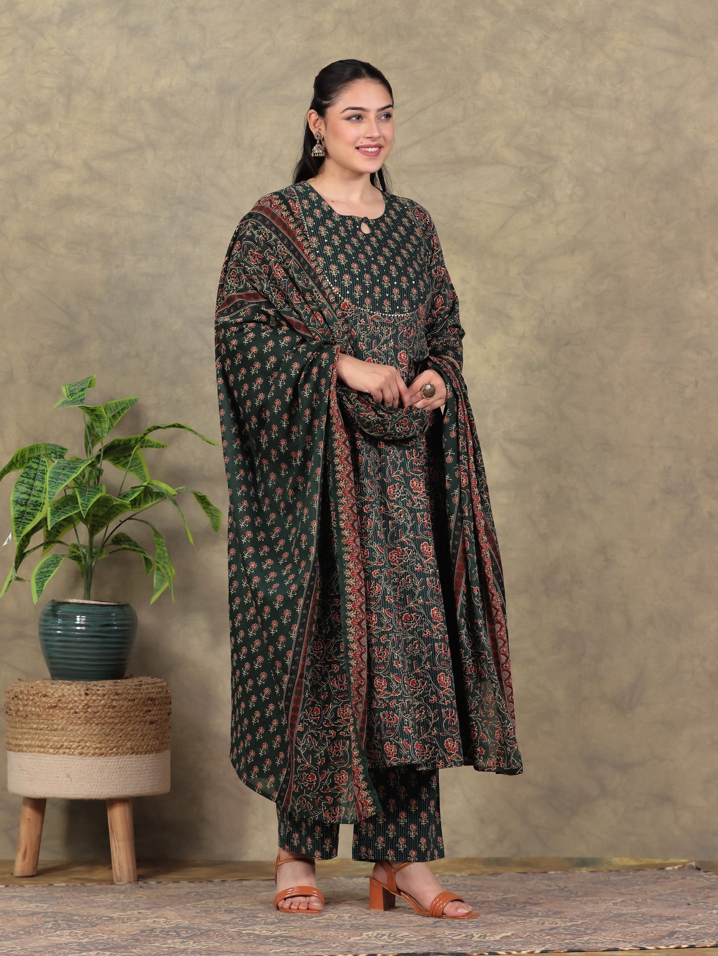 Cotton Voile Butti Green Dupatta
