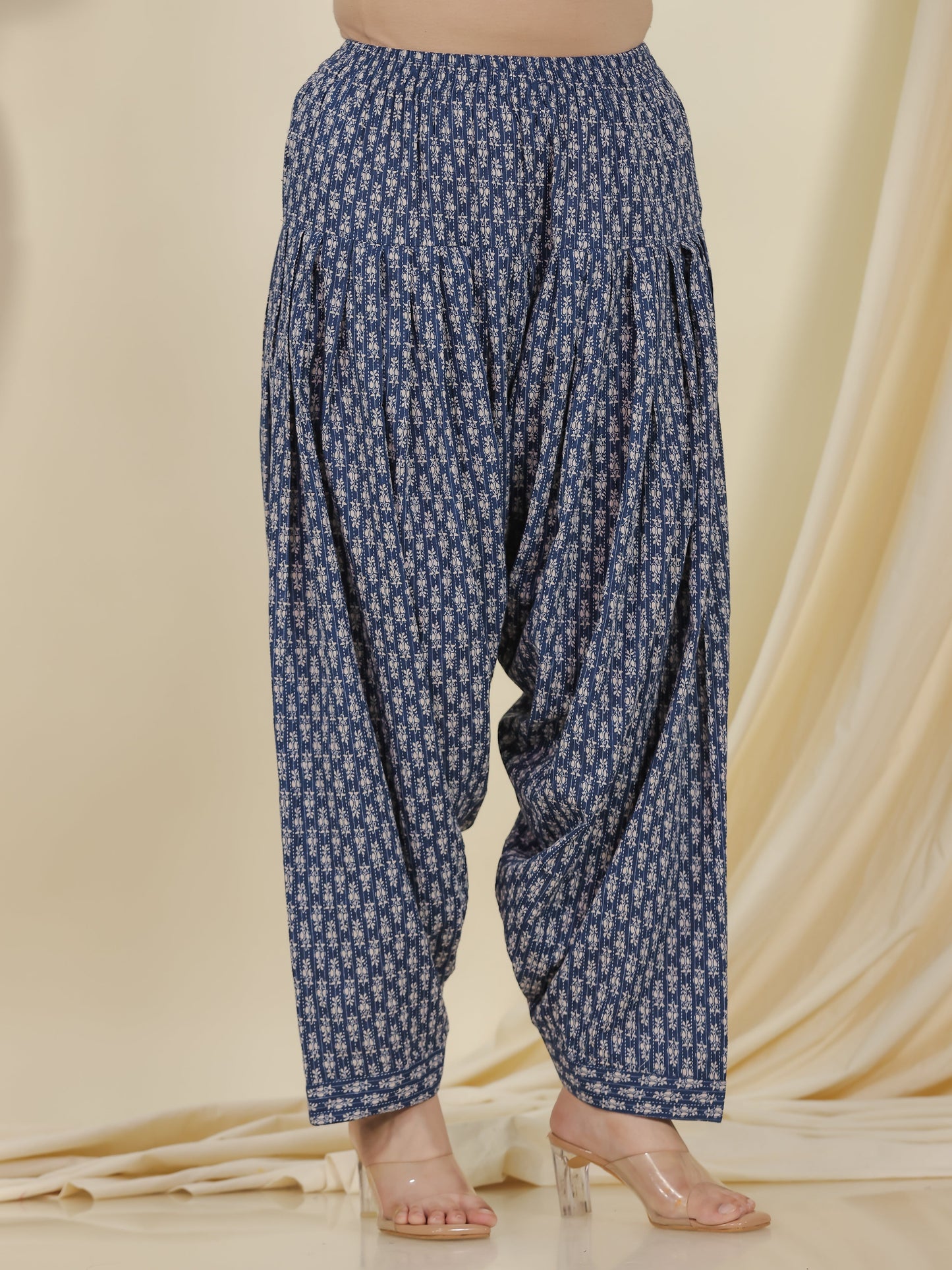Embroidered Kantha Cotton Paisley Straight Blue Kurta
