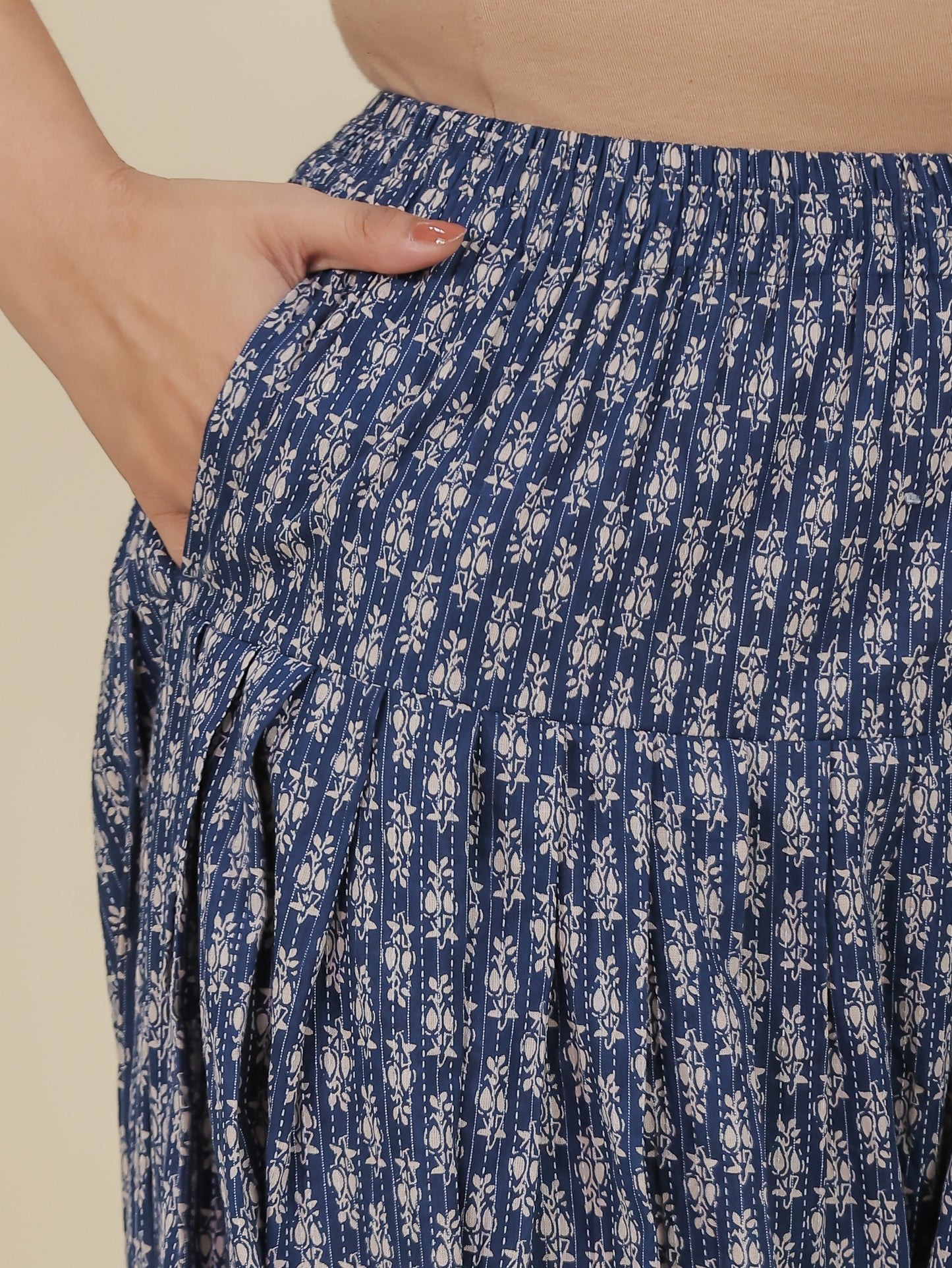Embroidered Kantha Cotton Paisley Straight Blue Kurta
