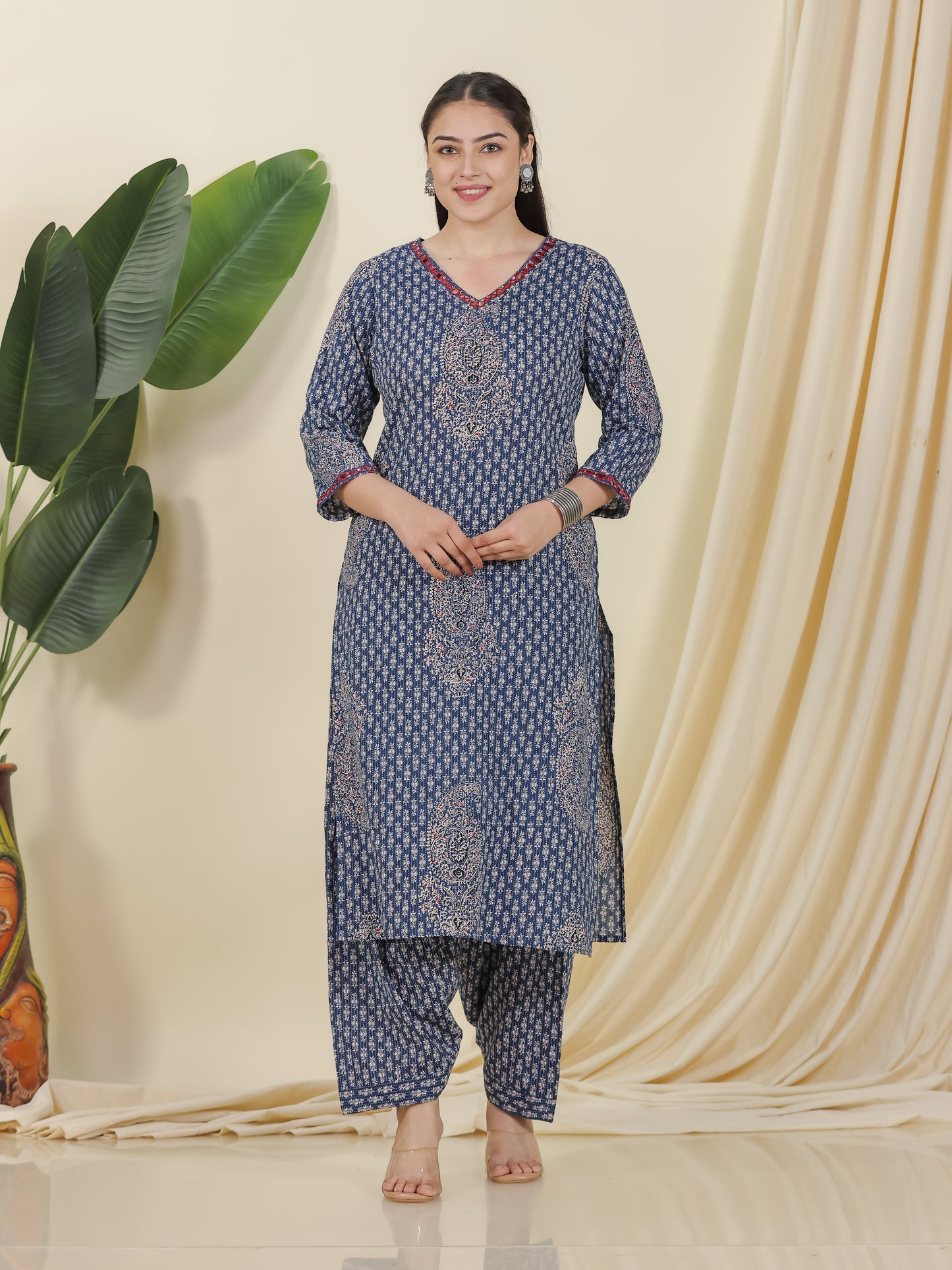 Embroidered Kantha Cotton Paisley Straight Blue Kurta