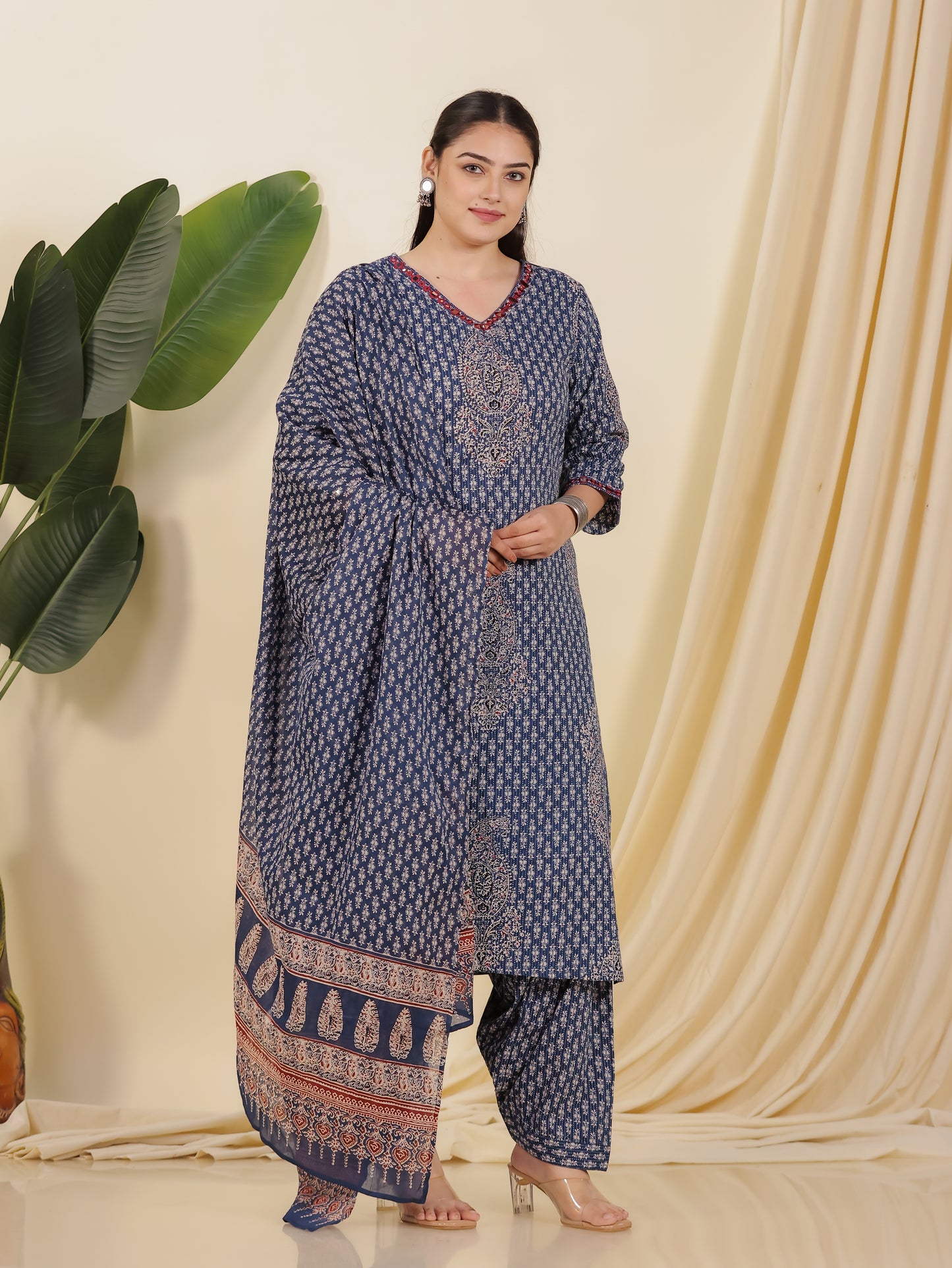 Embroidered Kantha Cotton Paisley Straight Blue Kurta