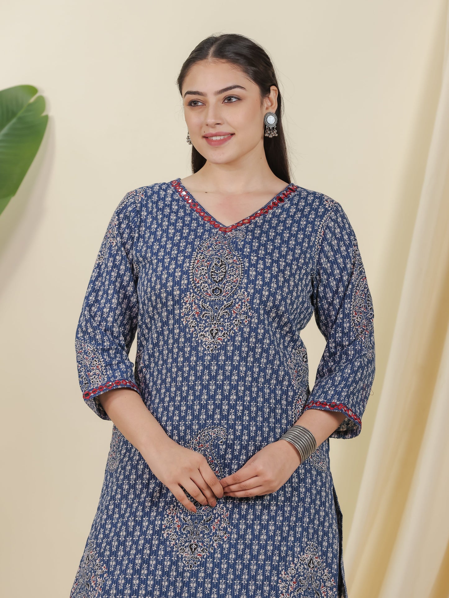 Embroidered Kantha Cotton Paisley Straight Blue Kurta