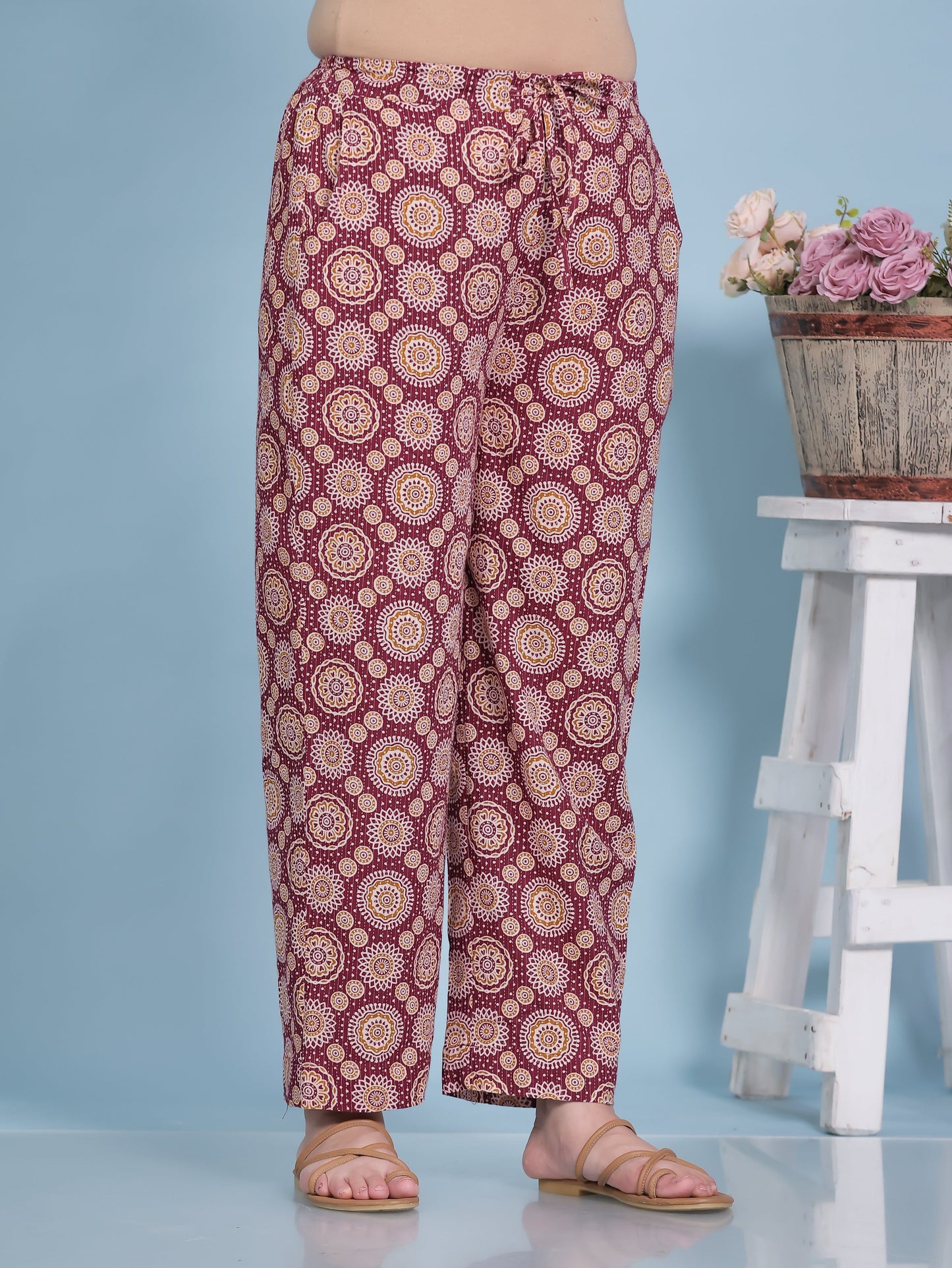 Embroidered Kantha Cotton Geometric Flared Maroon Kurta