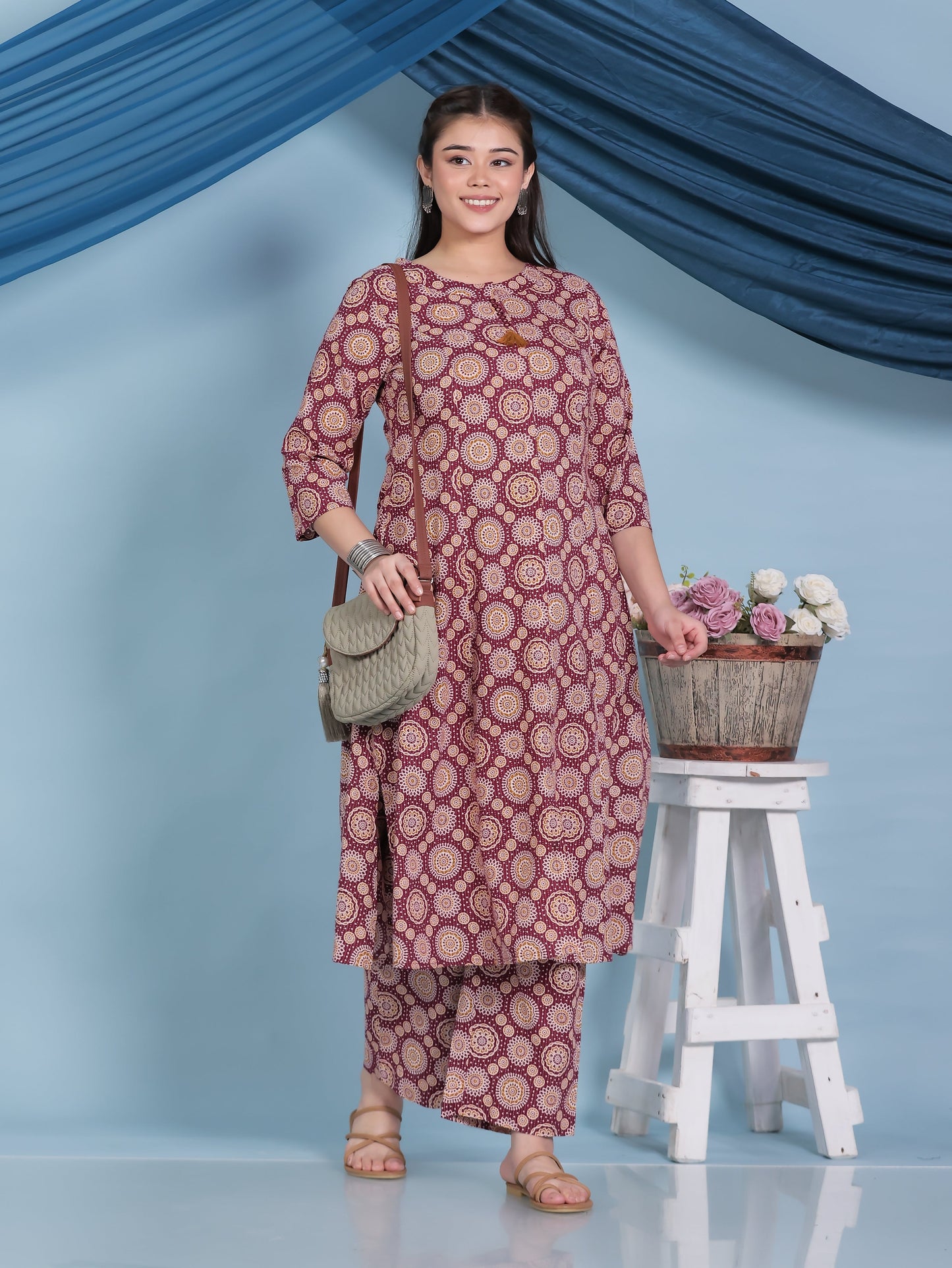 Embroidered Kantha Cotton Geometric Flared Maroon Kurta