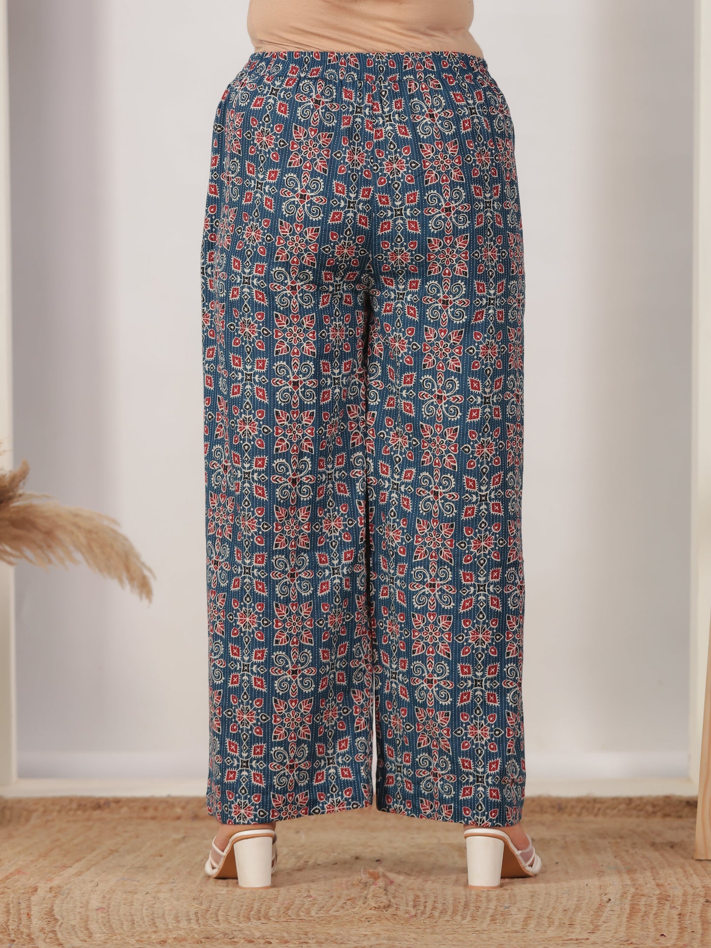Kantha Cotton Geometric Straight Blue Kurta