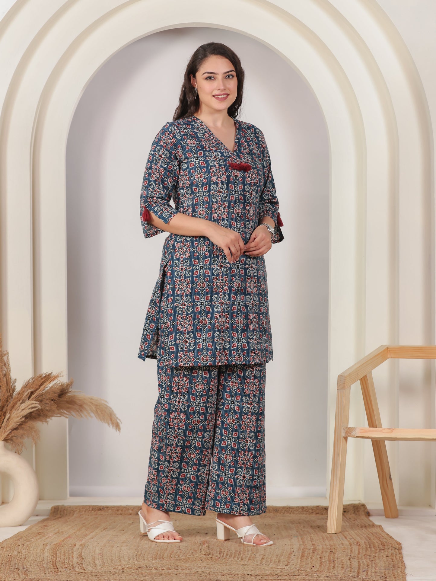 Kantha Cotton Geometric Straight Blue Kurta