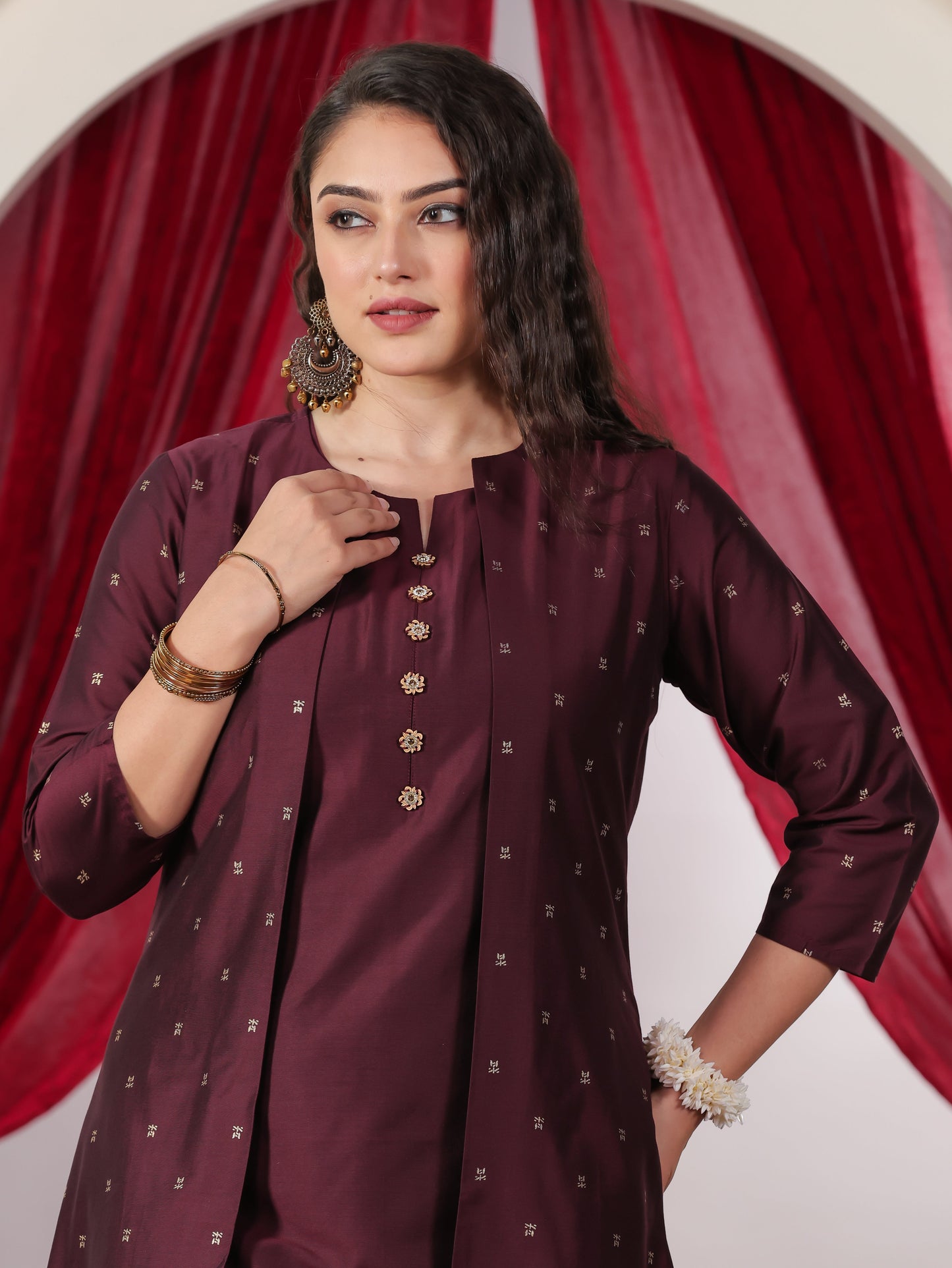 Chanderi Gold foil Wine Shrug