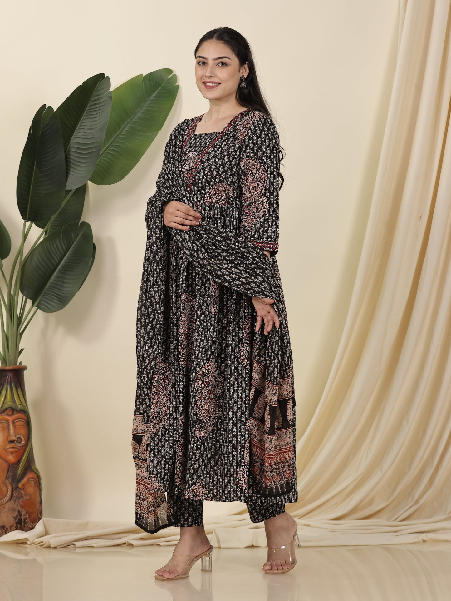 Cotton Voile Butti Black Dupatta