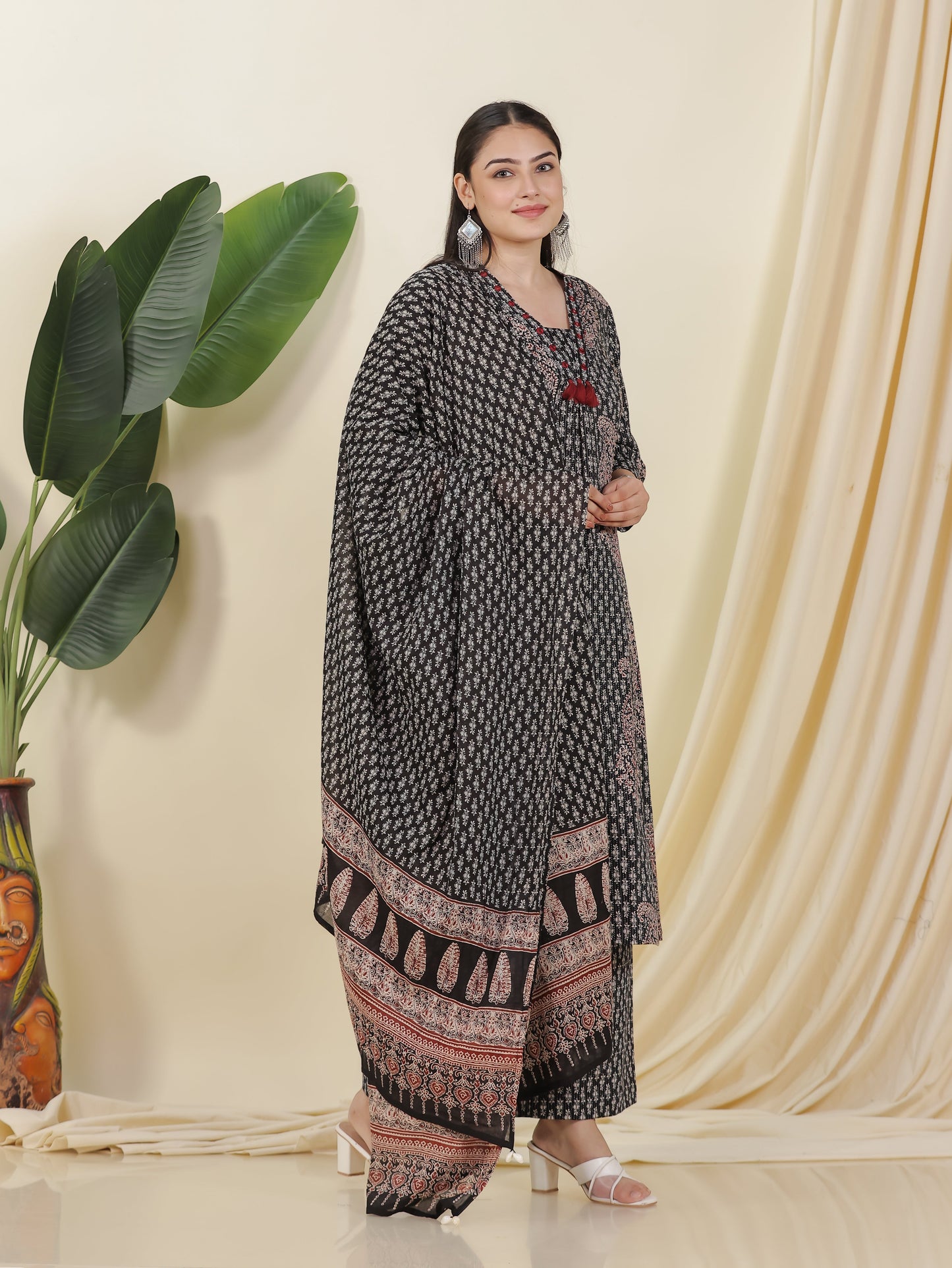 Cotton Voile Butta Black Dupatta