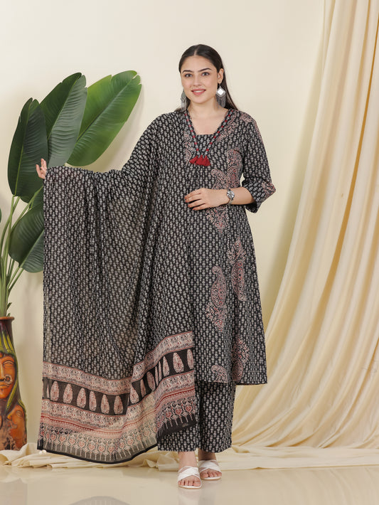 Embroidered Kantha Cotton Paisley Flared Black Kurta