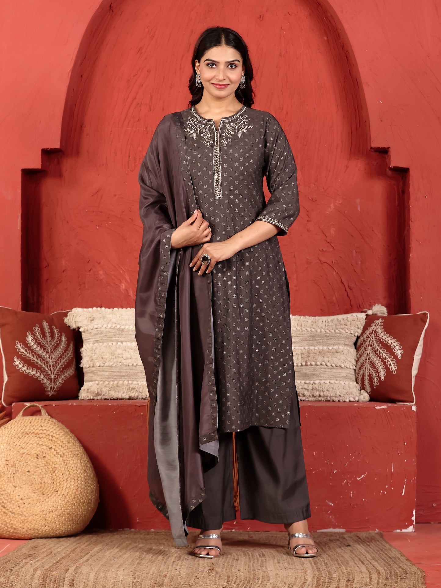 Blended Silk Solid Grey Dupatta