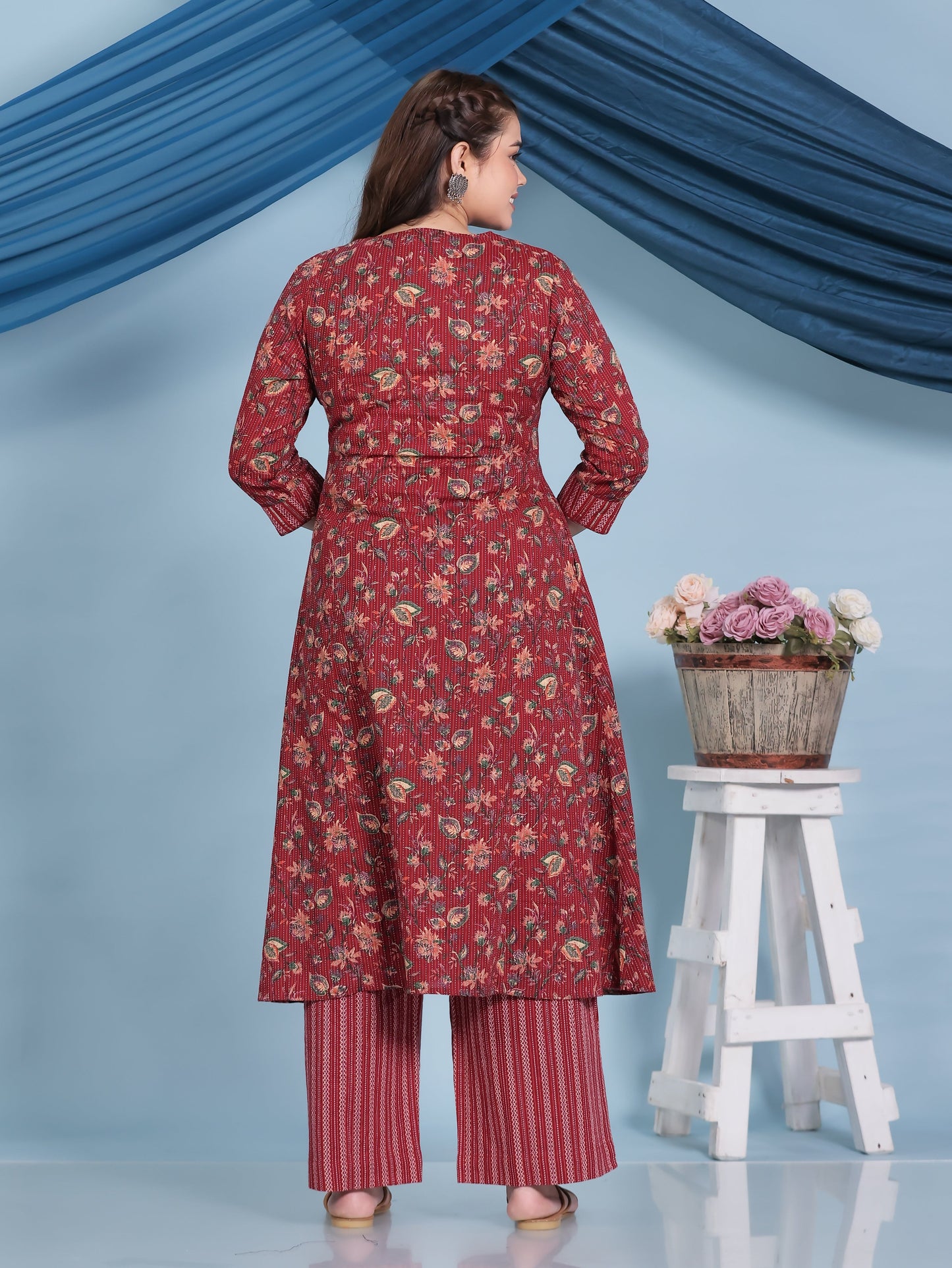 Embroidered Kantha Cotton Floral Flared Red Kurta