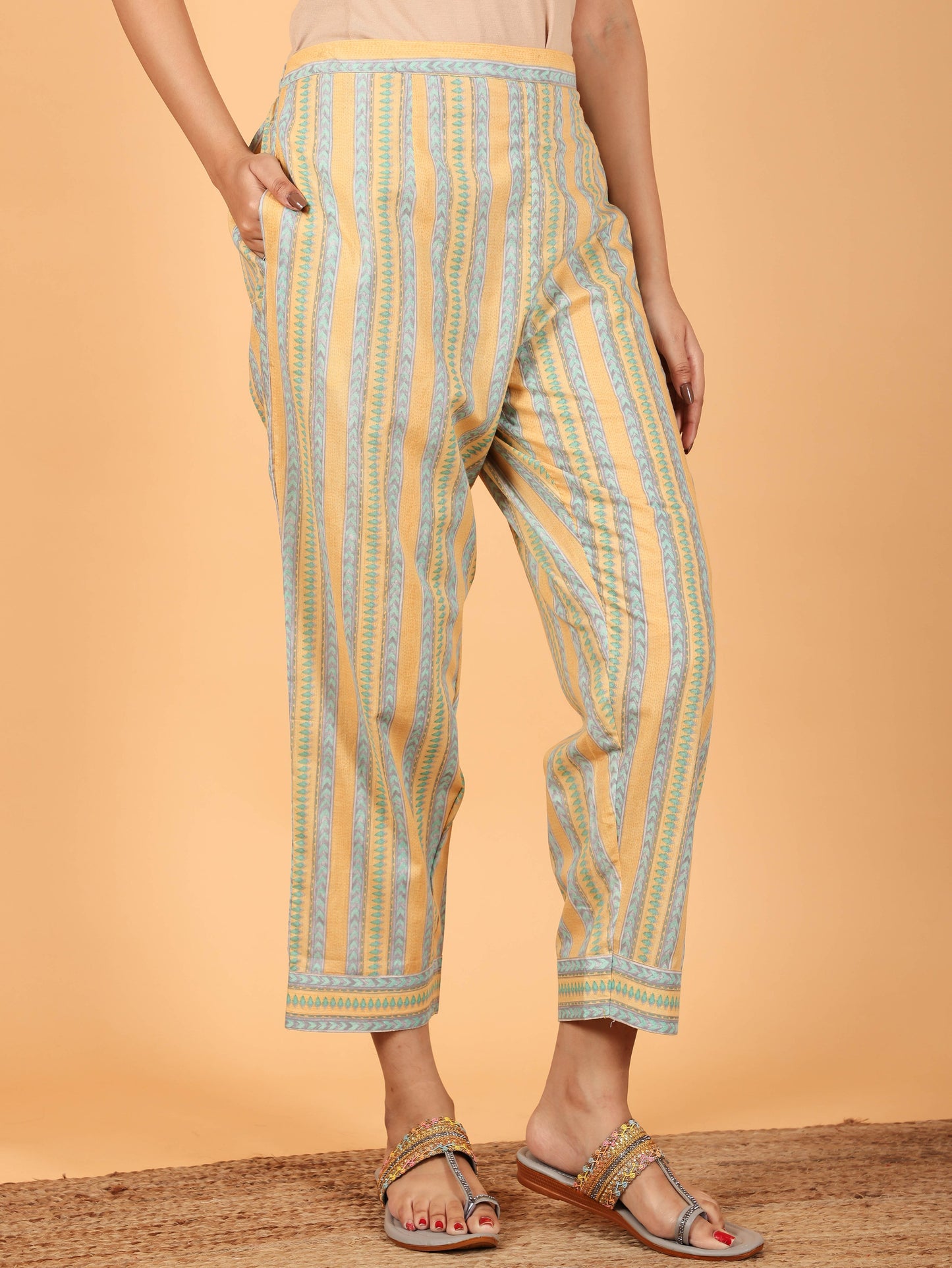 Soft Cotton Striped Crop Pant