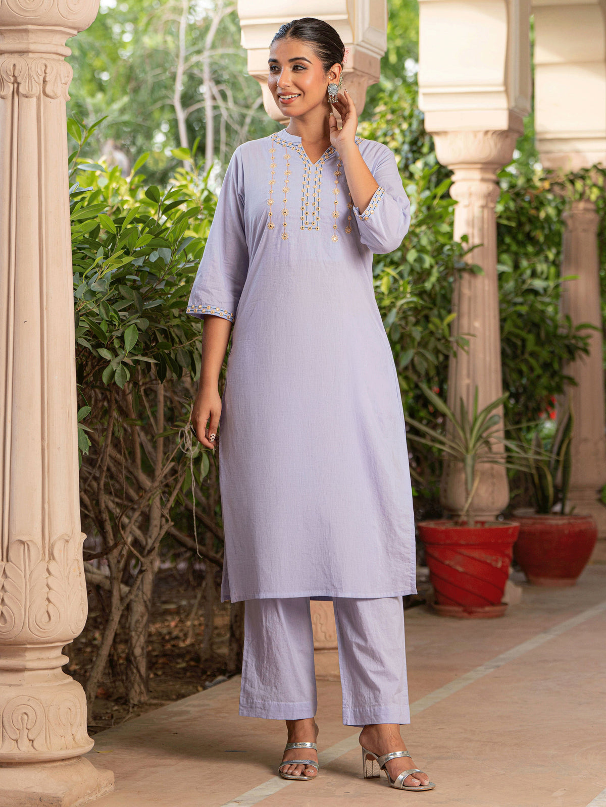 Embroidered Soft Cotton Solid Straight Lavender Kurta