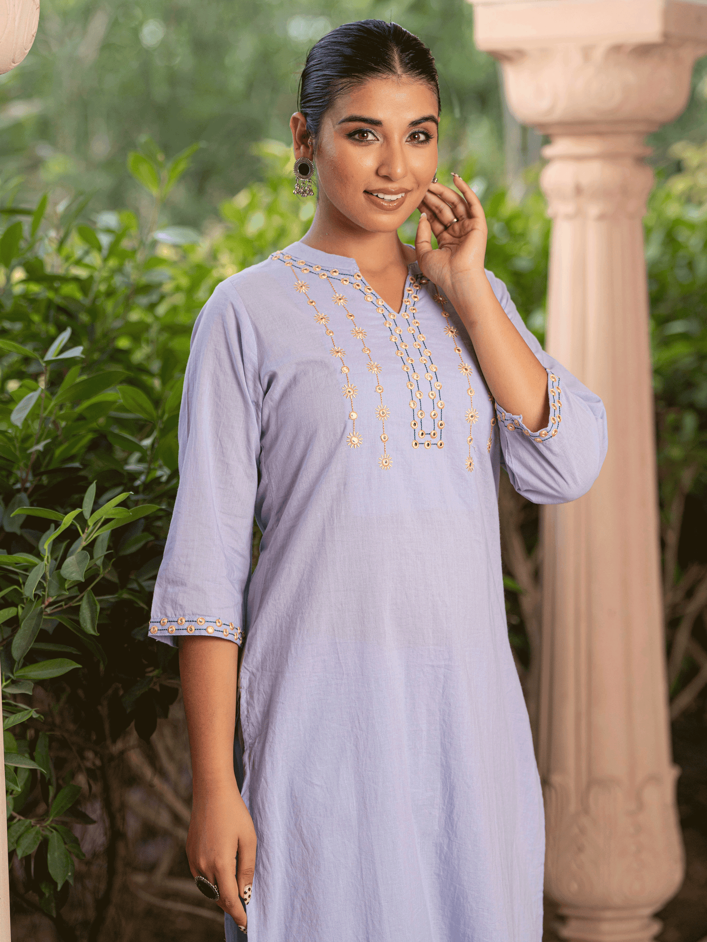 Embroidered Soft Cotton Solid Straight Lavender Kurta