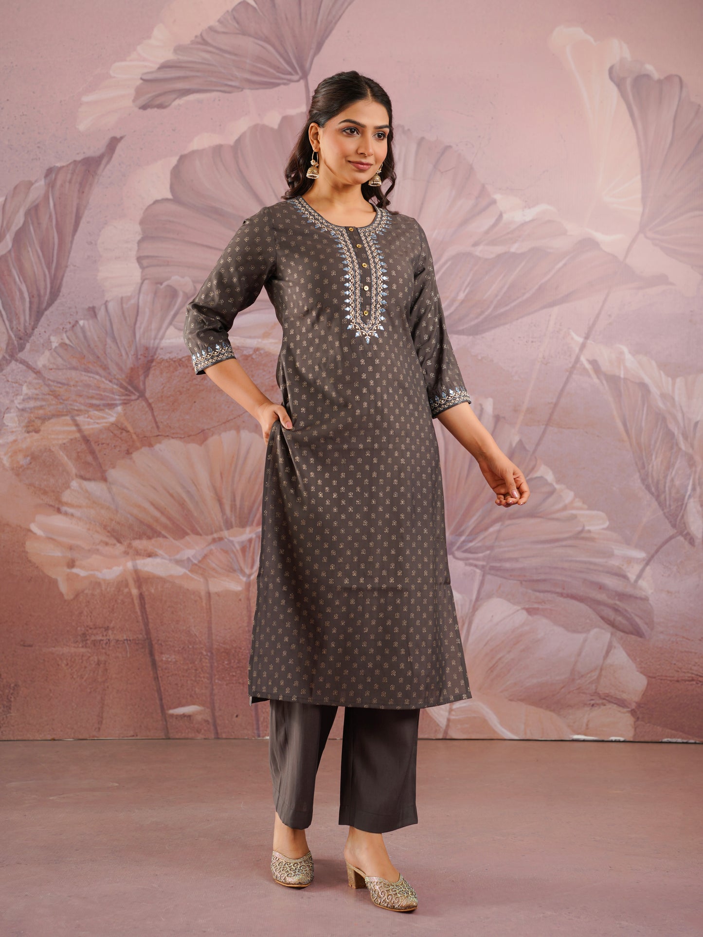 Embroidered Chanderi Gold foil Straight Grey Kurta