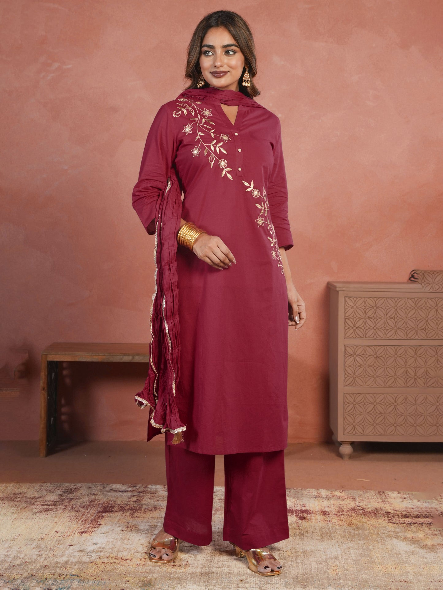 Embroidered Soft Cotton Solid Straight Pink Kurta