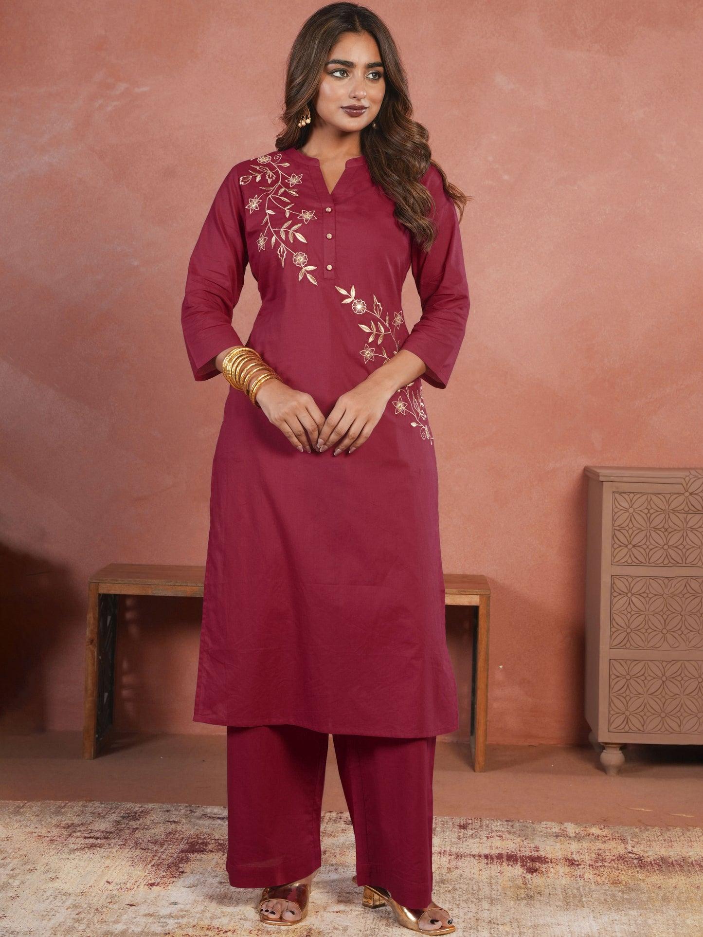 Embroidered Soft Cotton Solid Straight Pink Kurta