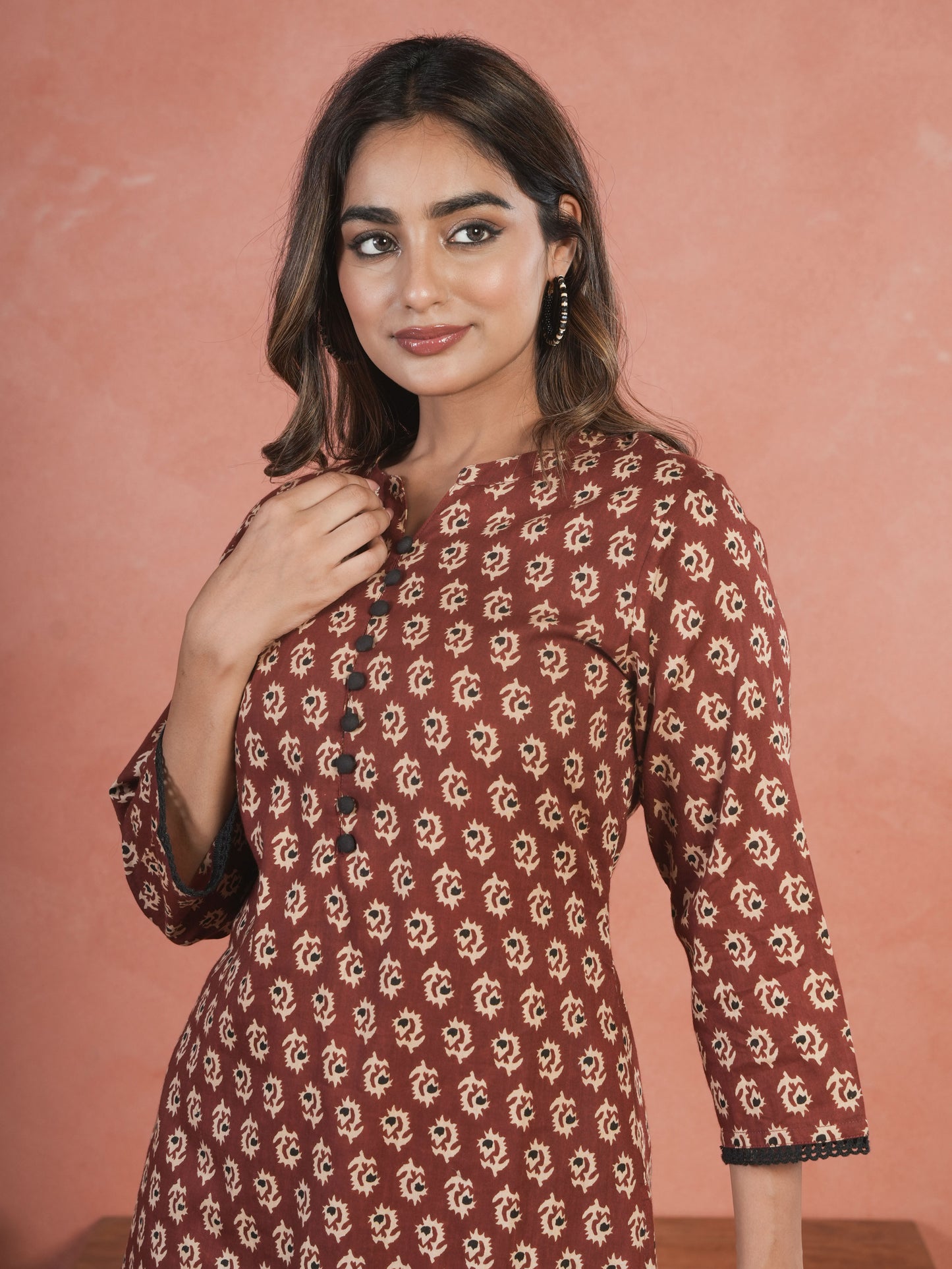 Embroidered Soft Cotton Butti Straight Maroon Kurta