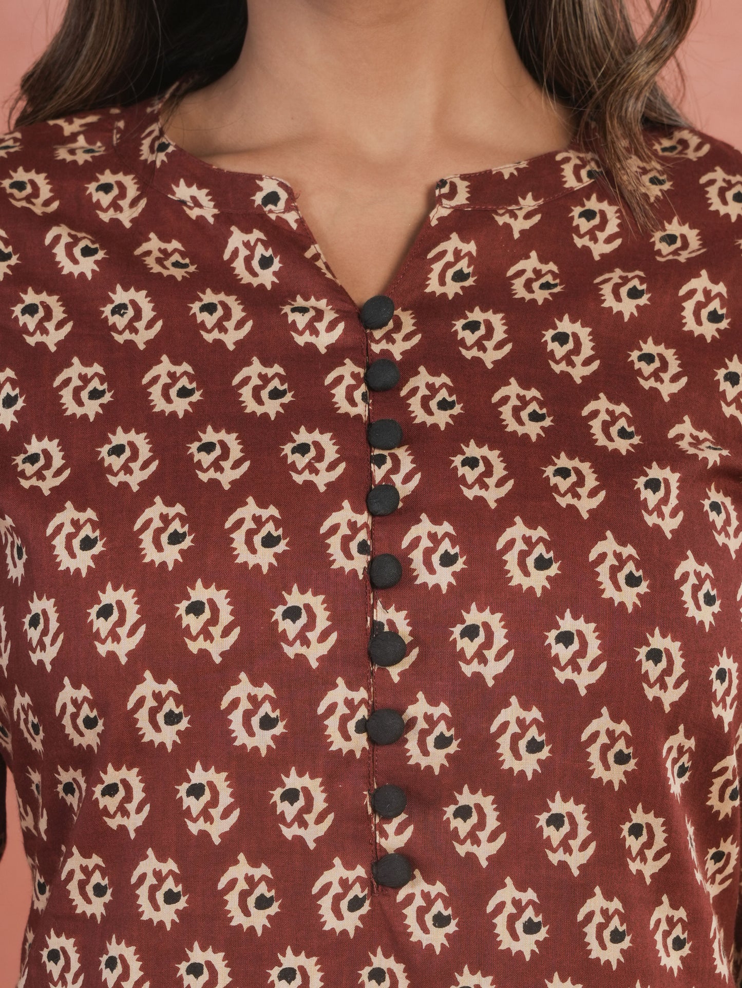 Embroidered Soft Cotton Butti Straight Maroon Kurta
