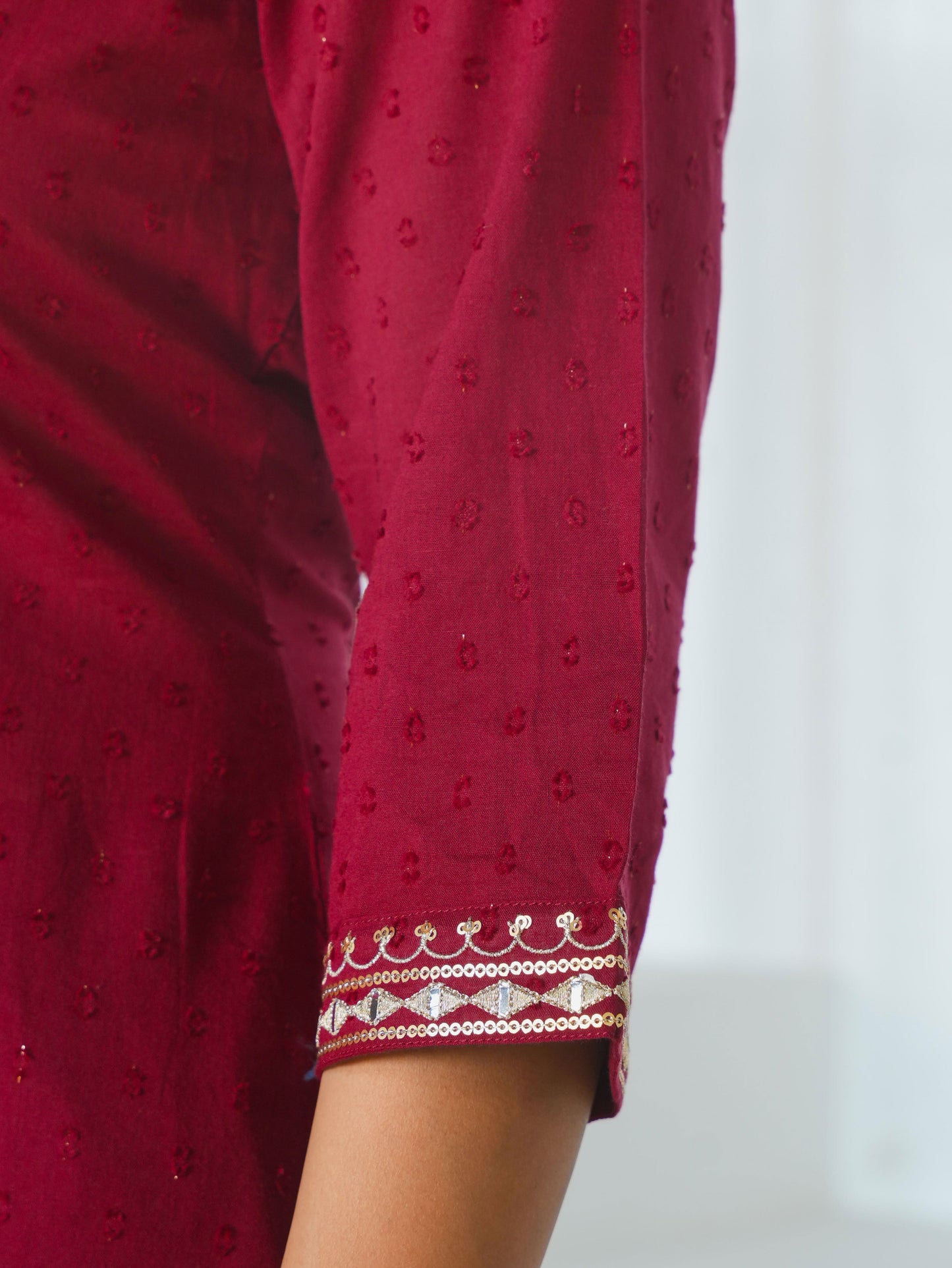 Embroidered Cotton Dobby Solid Straight Maroon Kurta