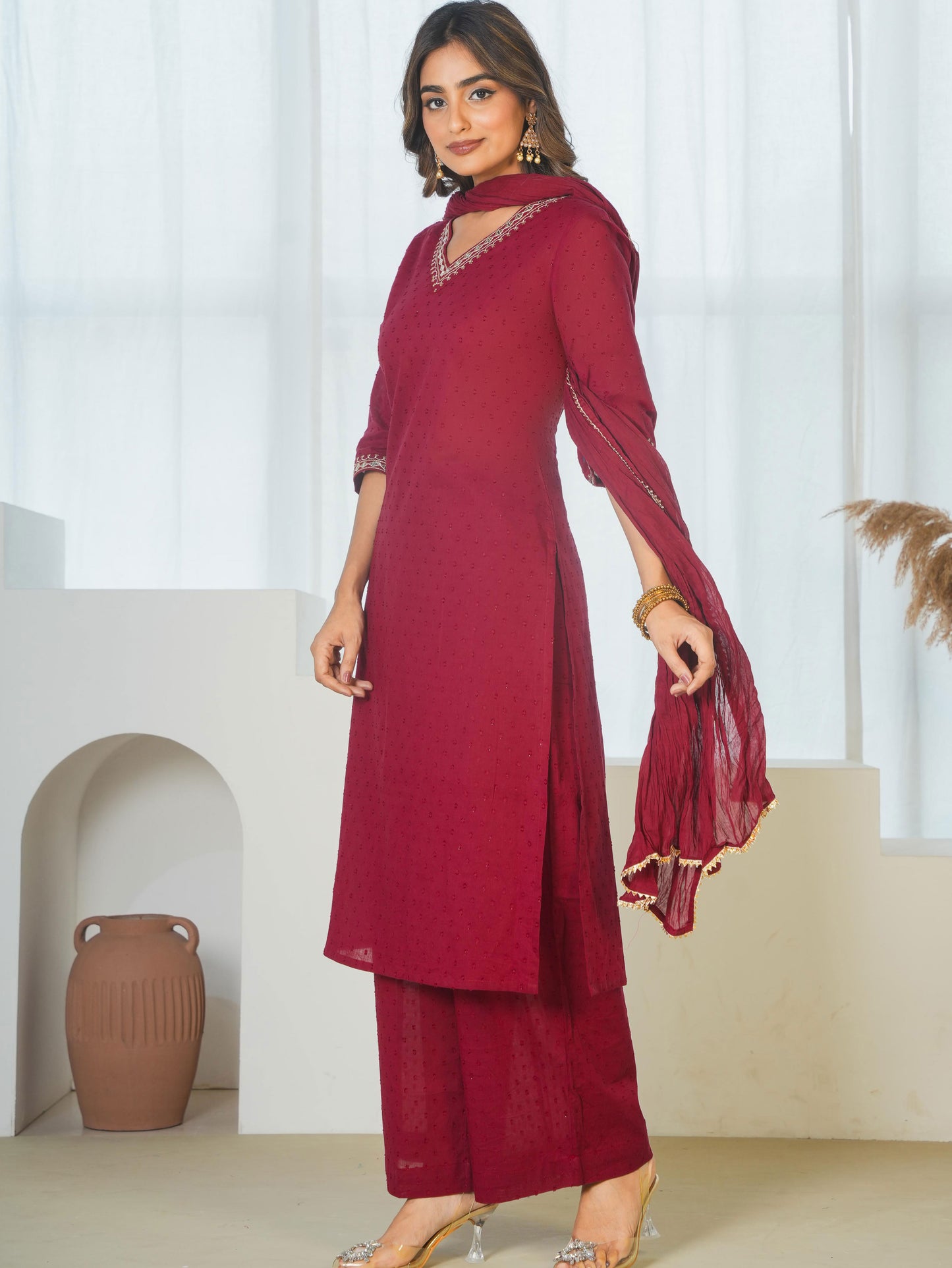 Embroidered Cotton Dobby Solid Straight Maroon Kurta