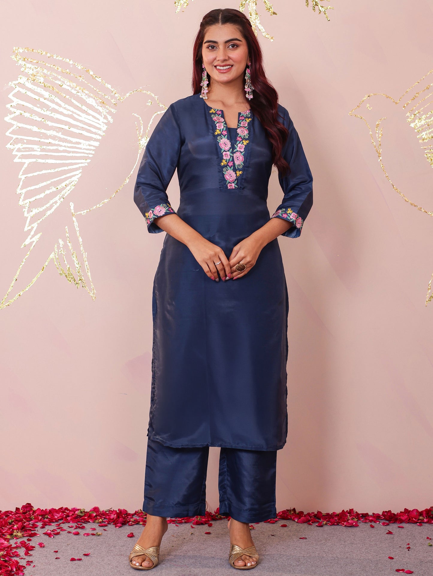 Embroidered Blended Silk Solid Straight Grey Kurta