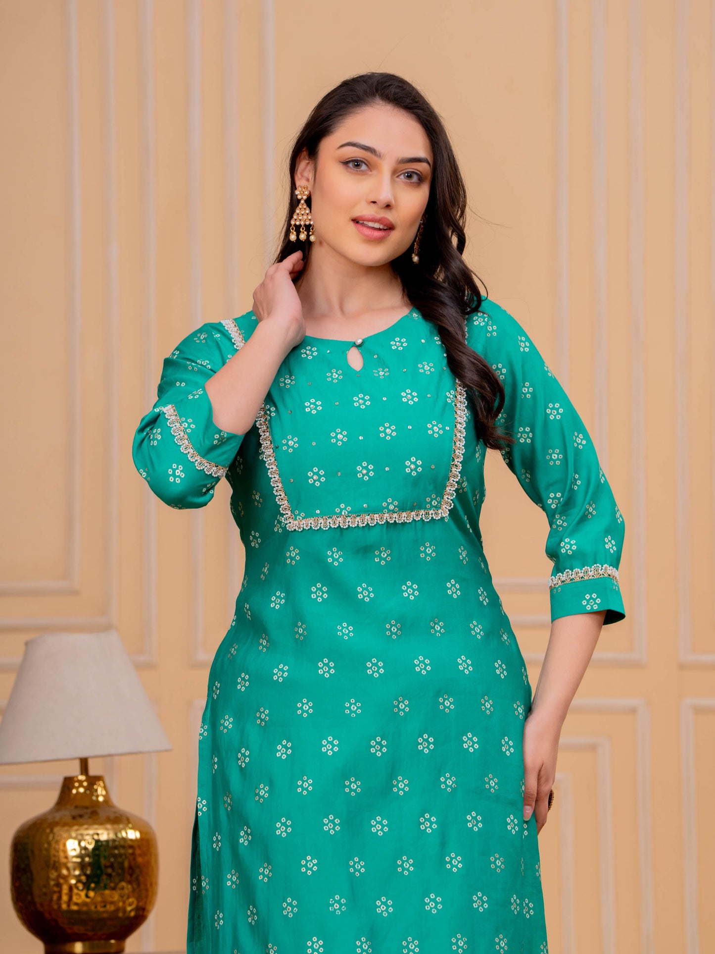 Embroidered Blended Silk Butti Straight Green Kurta