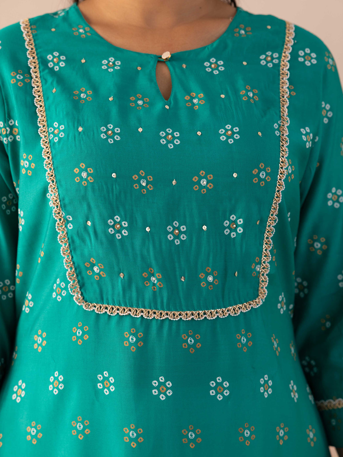 Embroidered Blended Silk Butti Straight Green Kurta
