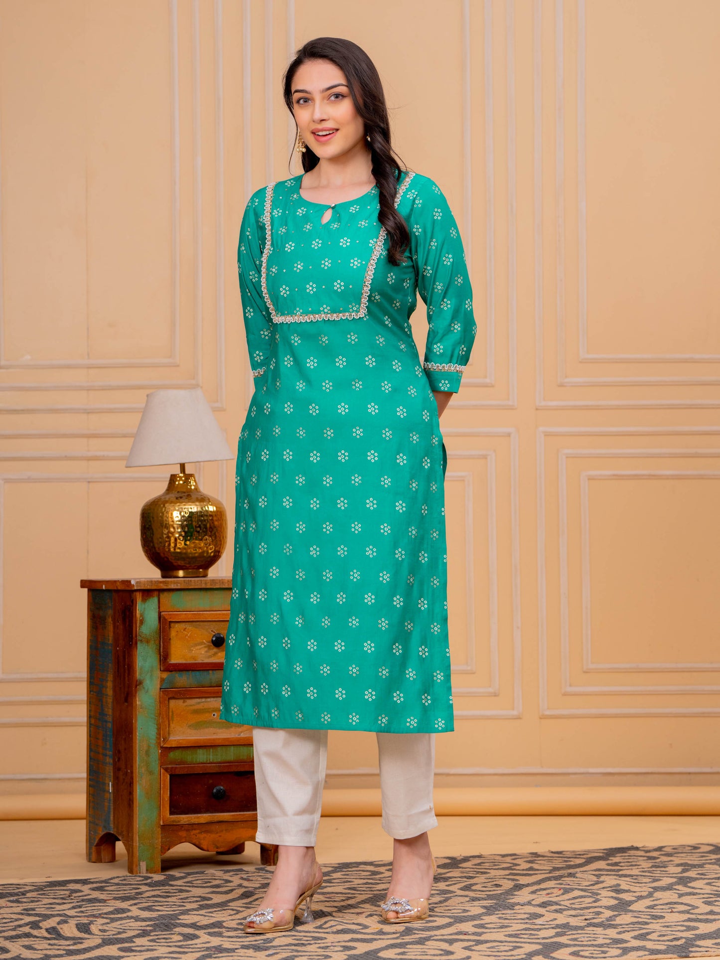 Embroidered Blended Silk Butti Straight Green Kurta