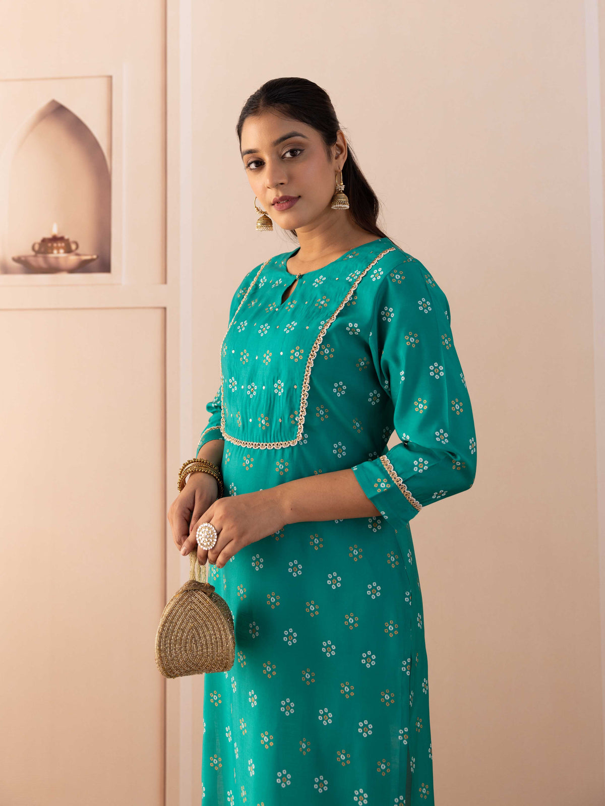 Embroidered Blended Silk Butti Straight Green Kurta