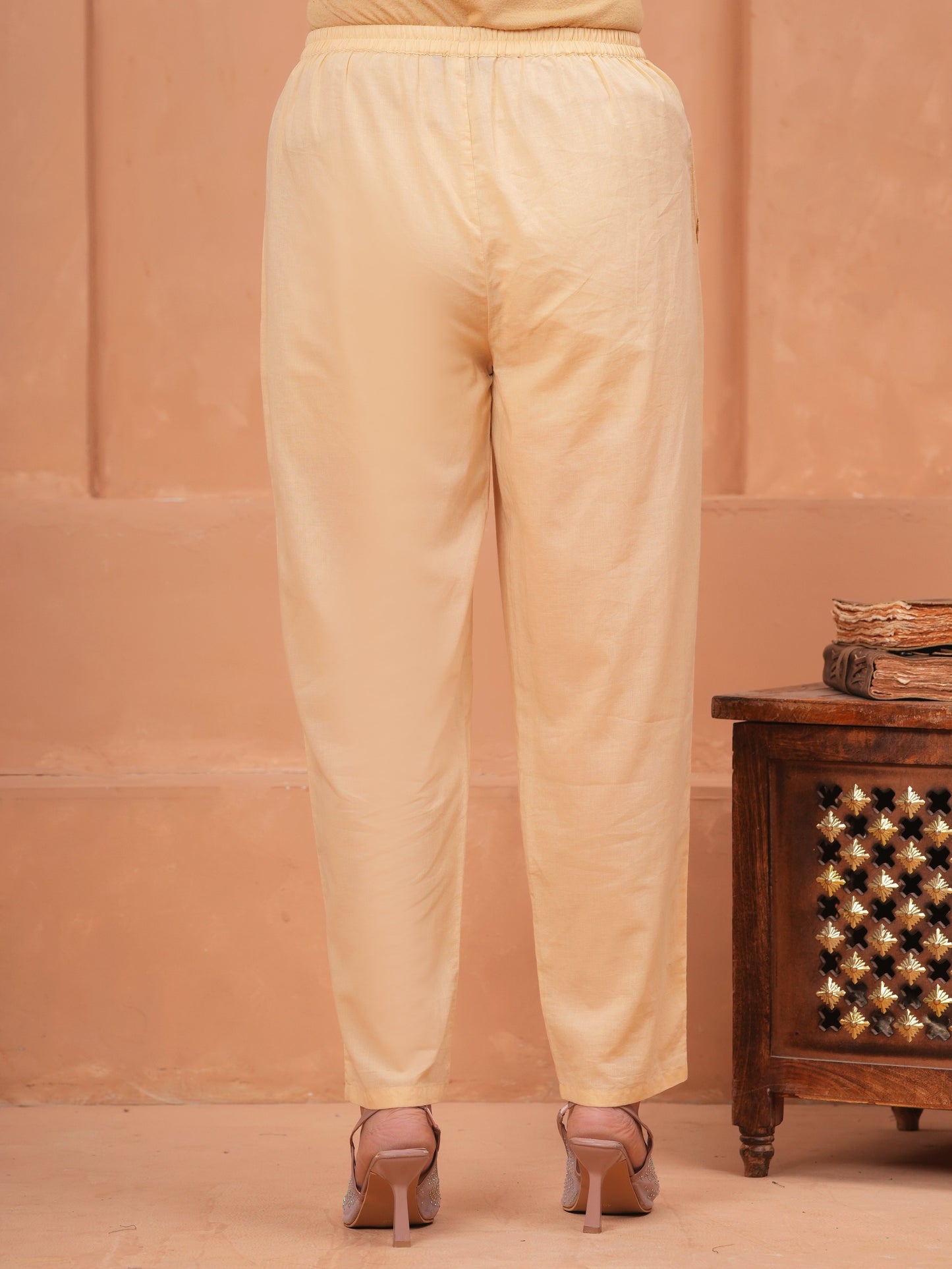 Embroidered Blended Silk Solid Straight Pink Kurta