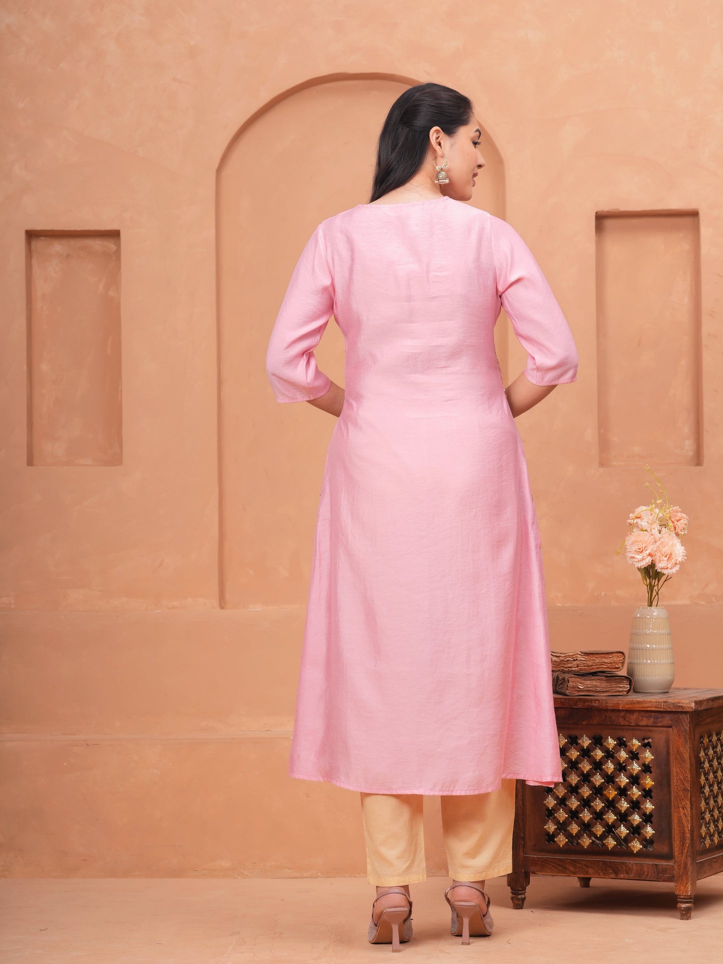 Embroidered Blended Silk Solid Straight Pink Kurta