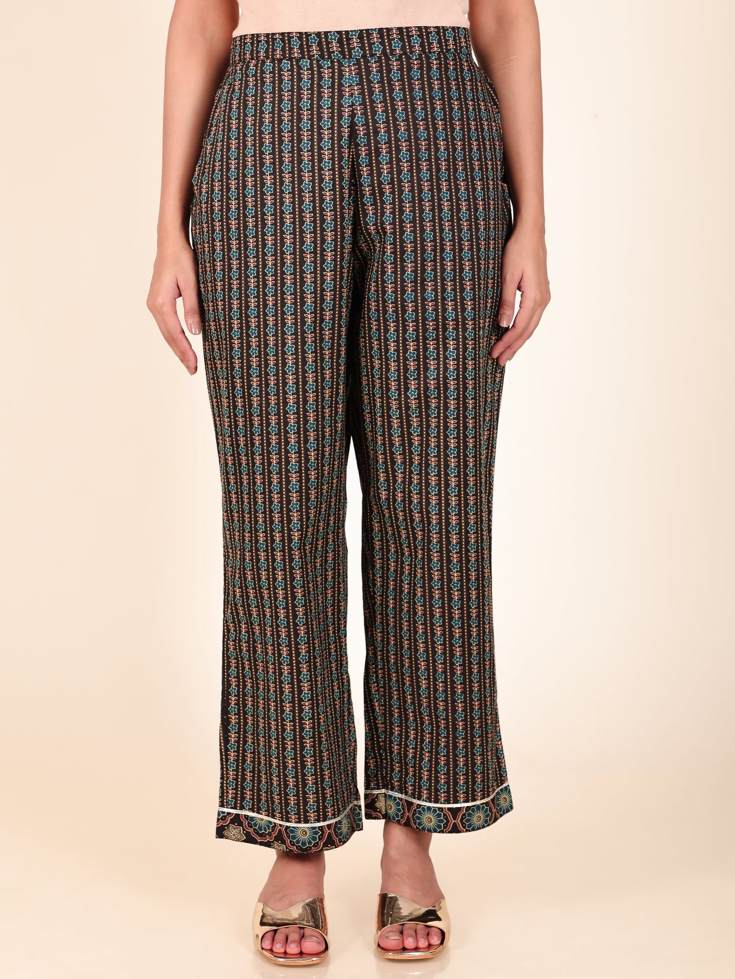 Soft Cotton Geometric Pant