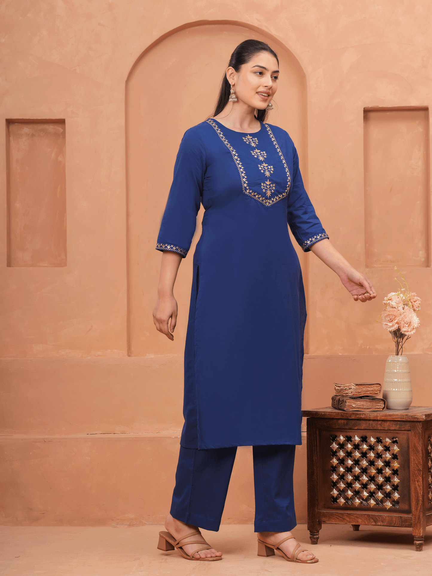 Embroidered Soft Cotton Solid Straight Navy Blue Kurta