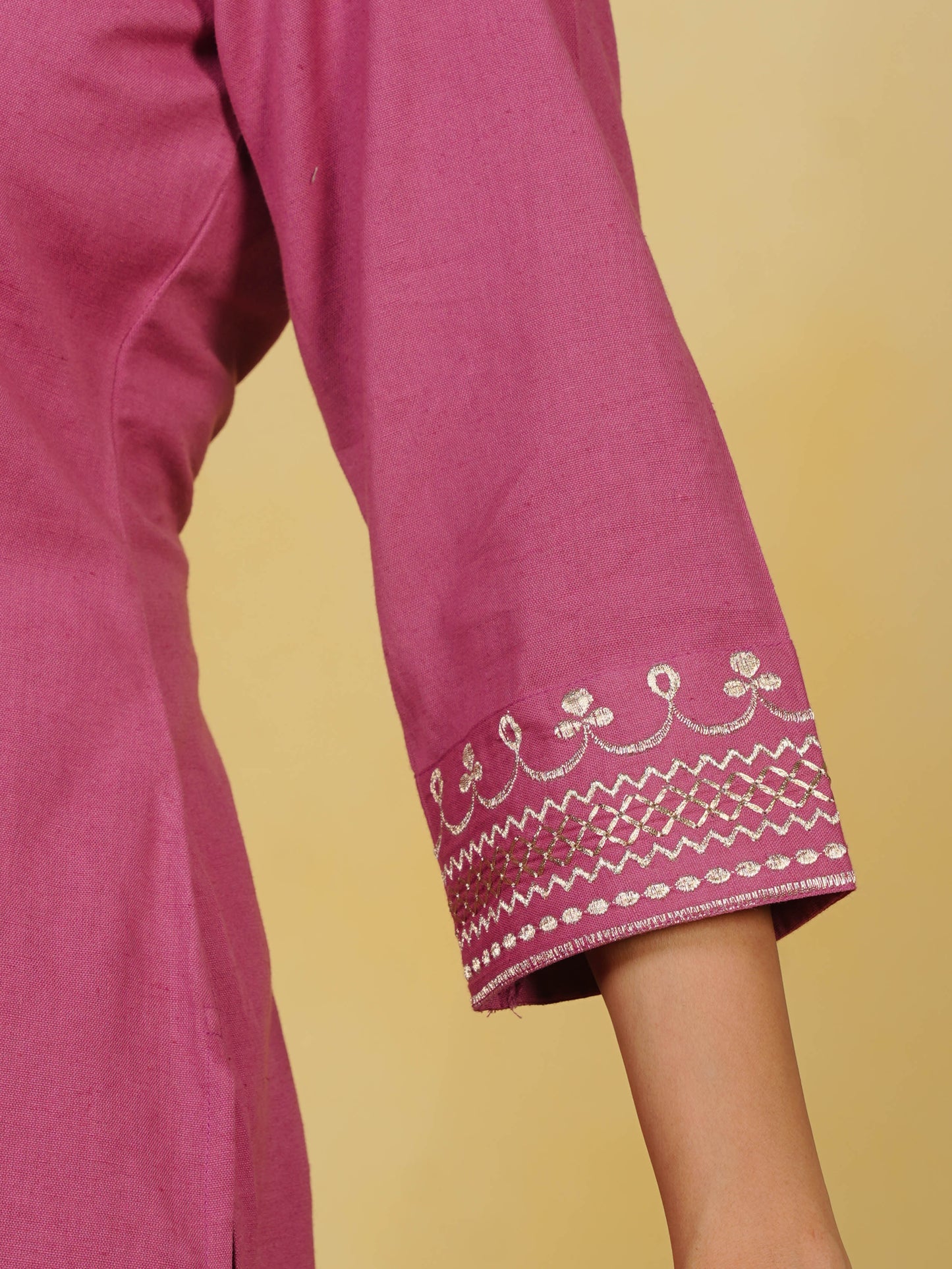 Embroidered Linen Cotton Solid Straight Pink Kurta