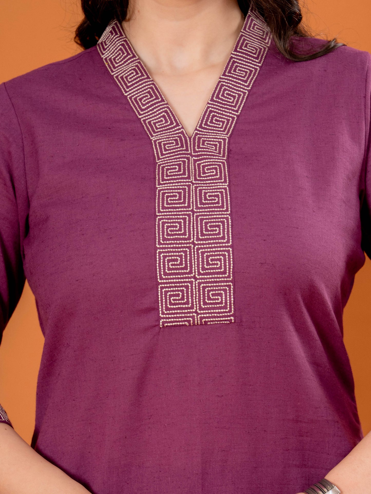 Embroidered Linen Cotton Solid Straight Purple Kurta