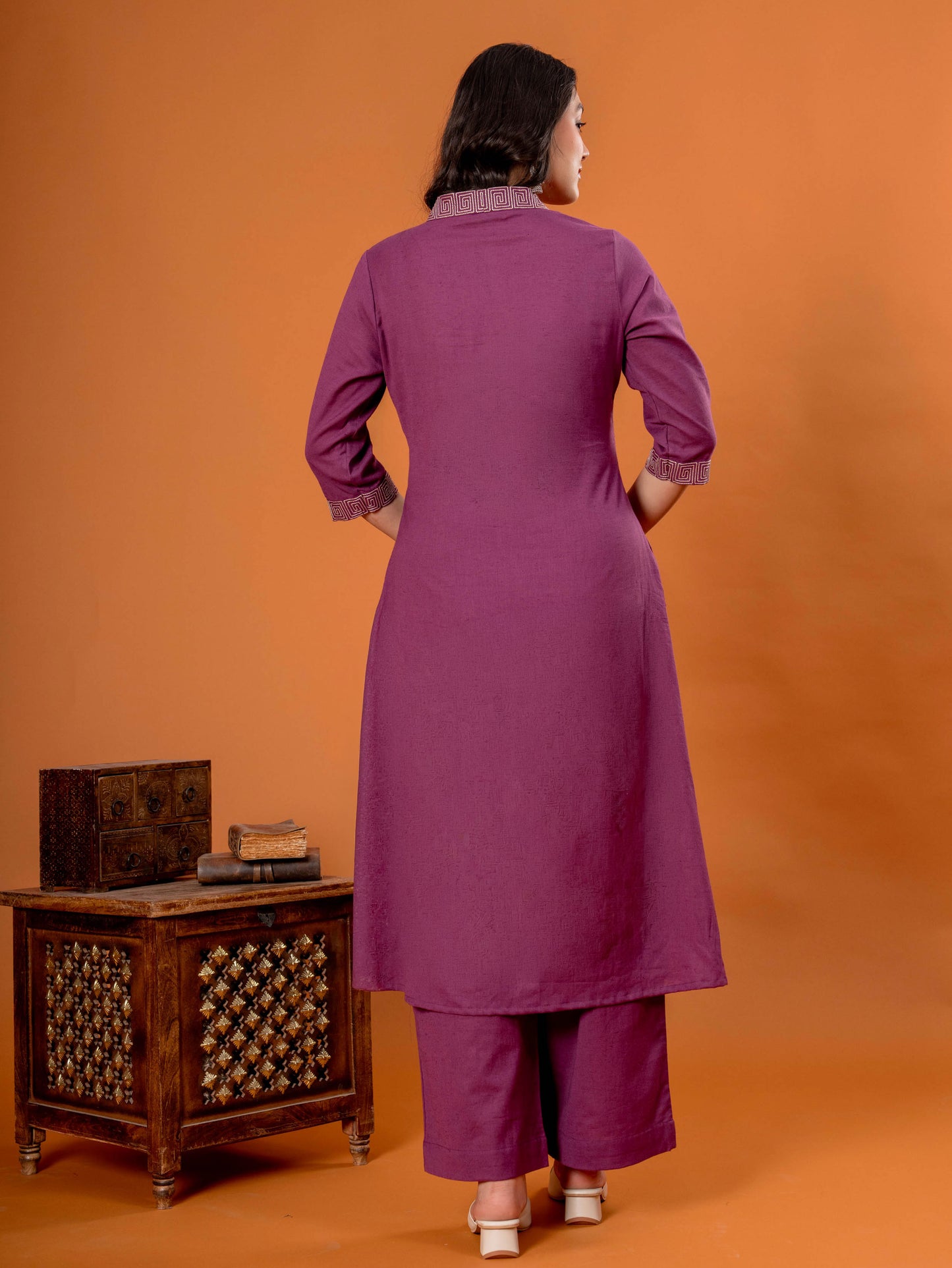 Embroidered Linen Cotton Solid Straight Purple Kurta
