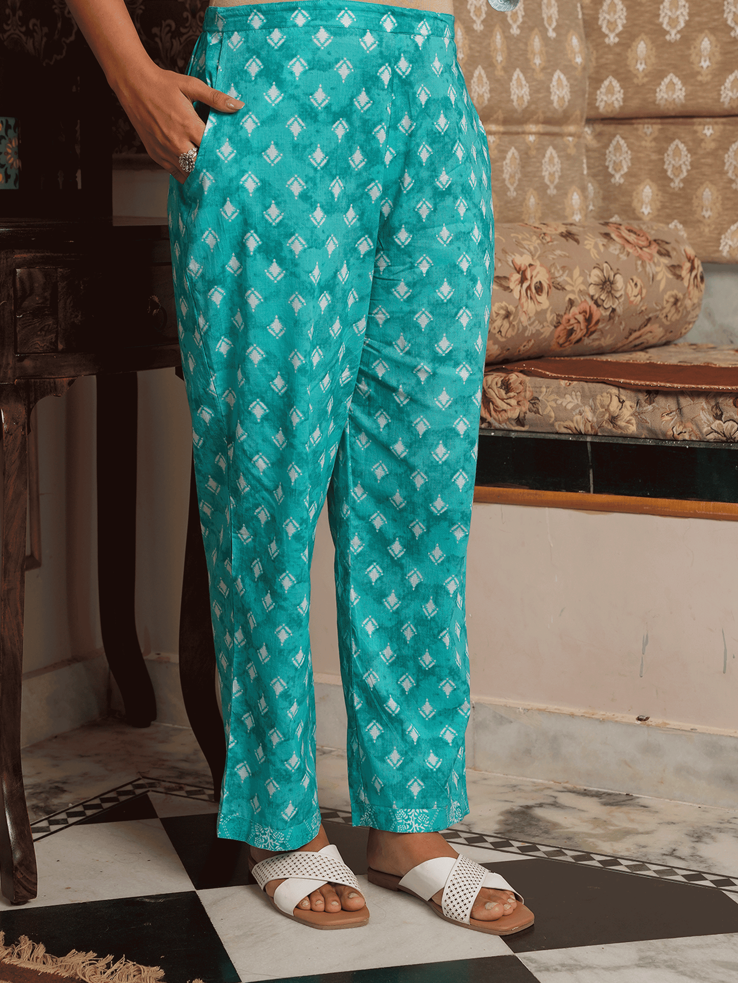 Soft Cotton Geometric Pant