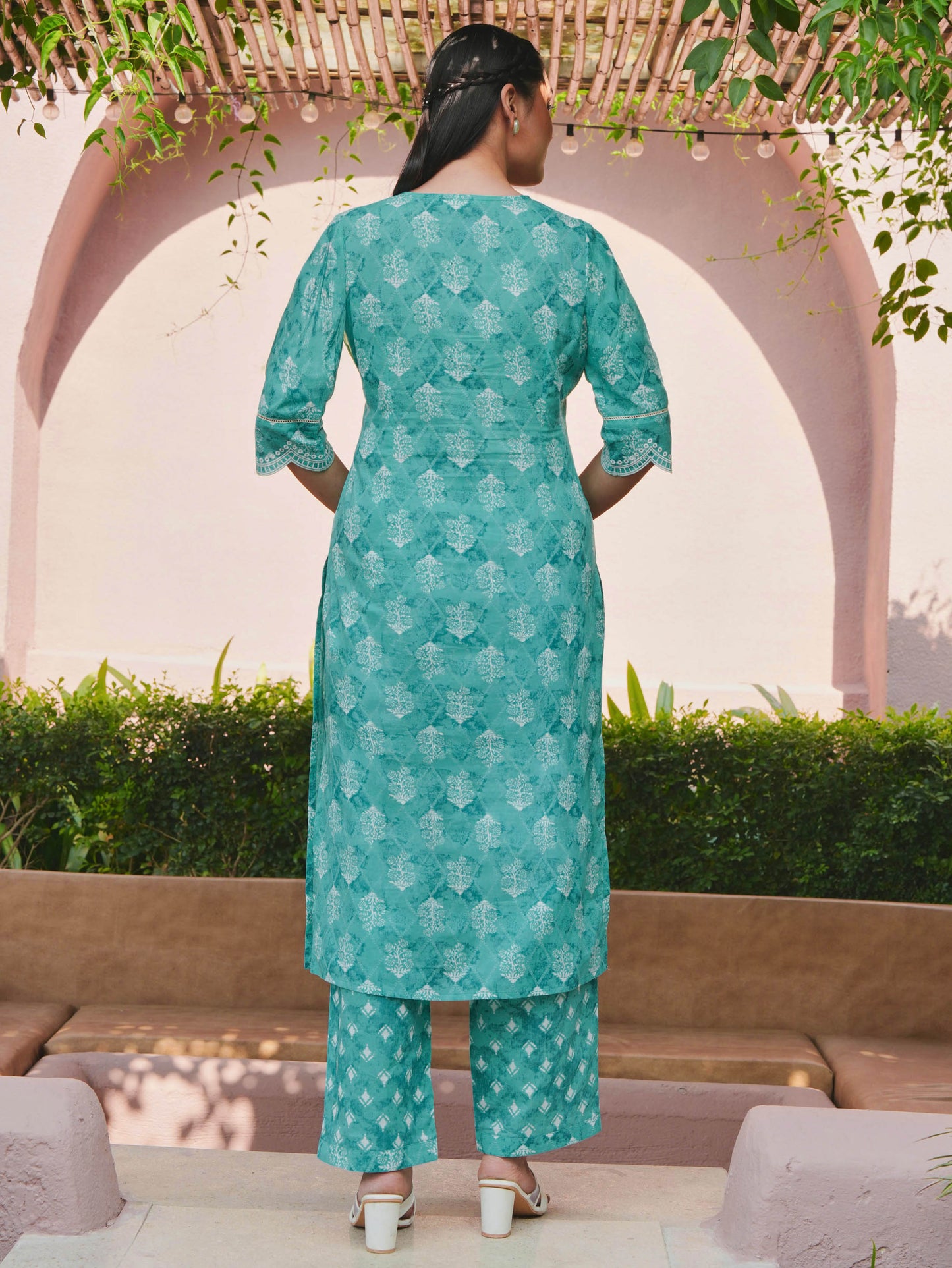 Soft Cotton Geometric Straight Teal Kurta