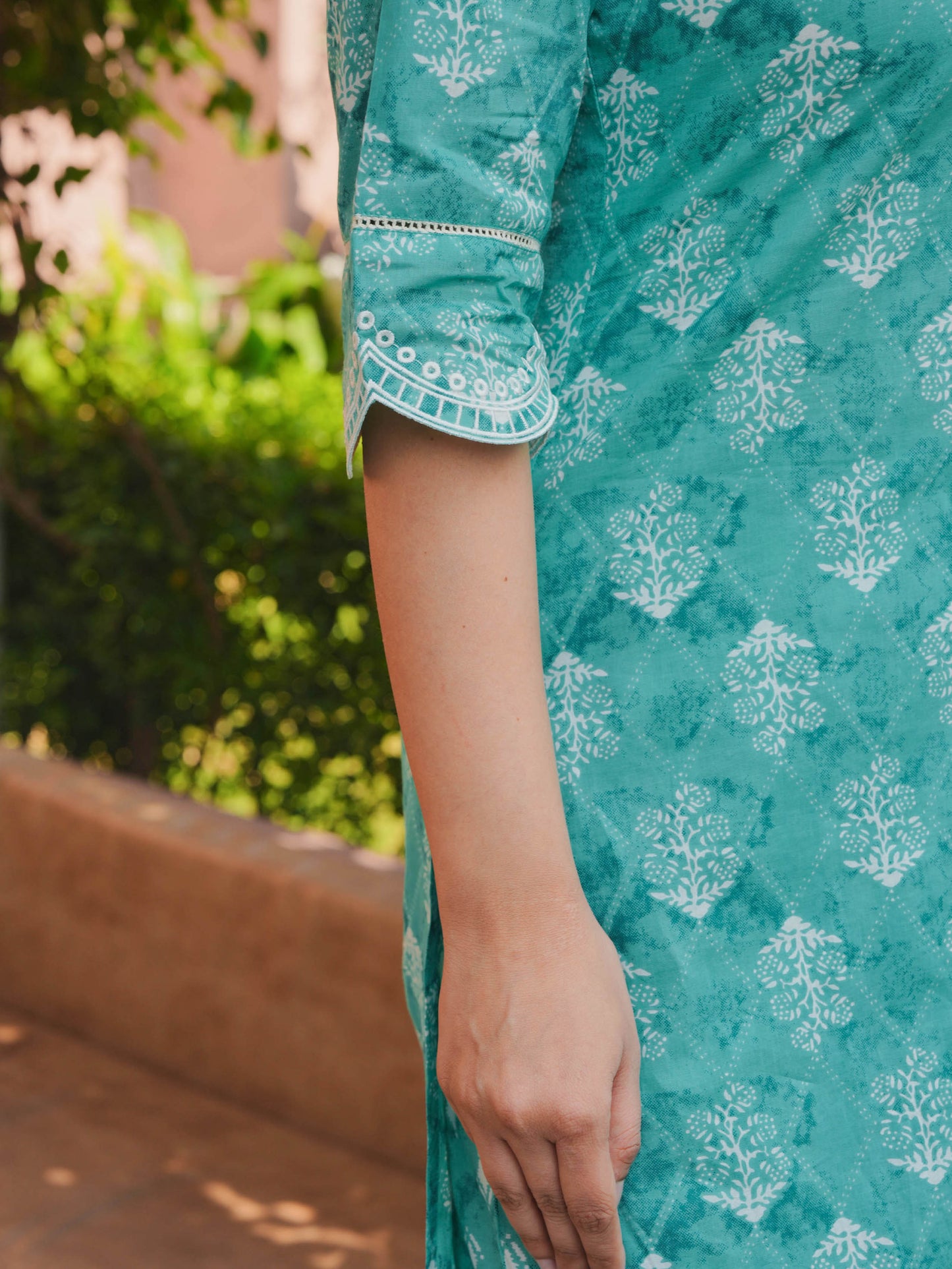 Soft Cotton Geometric Straight Teal Kurta