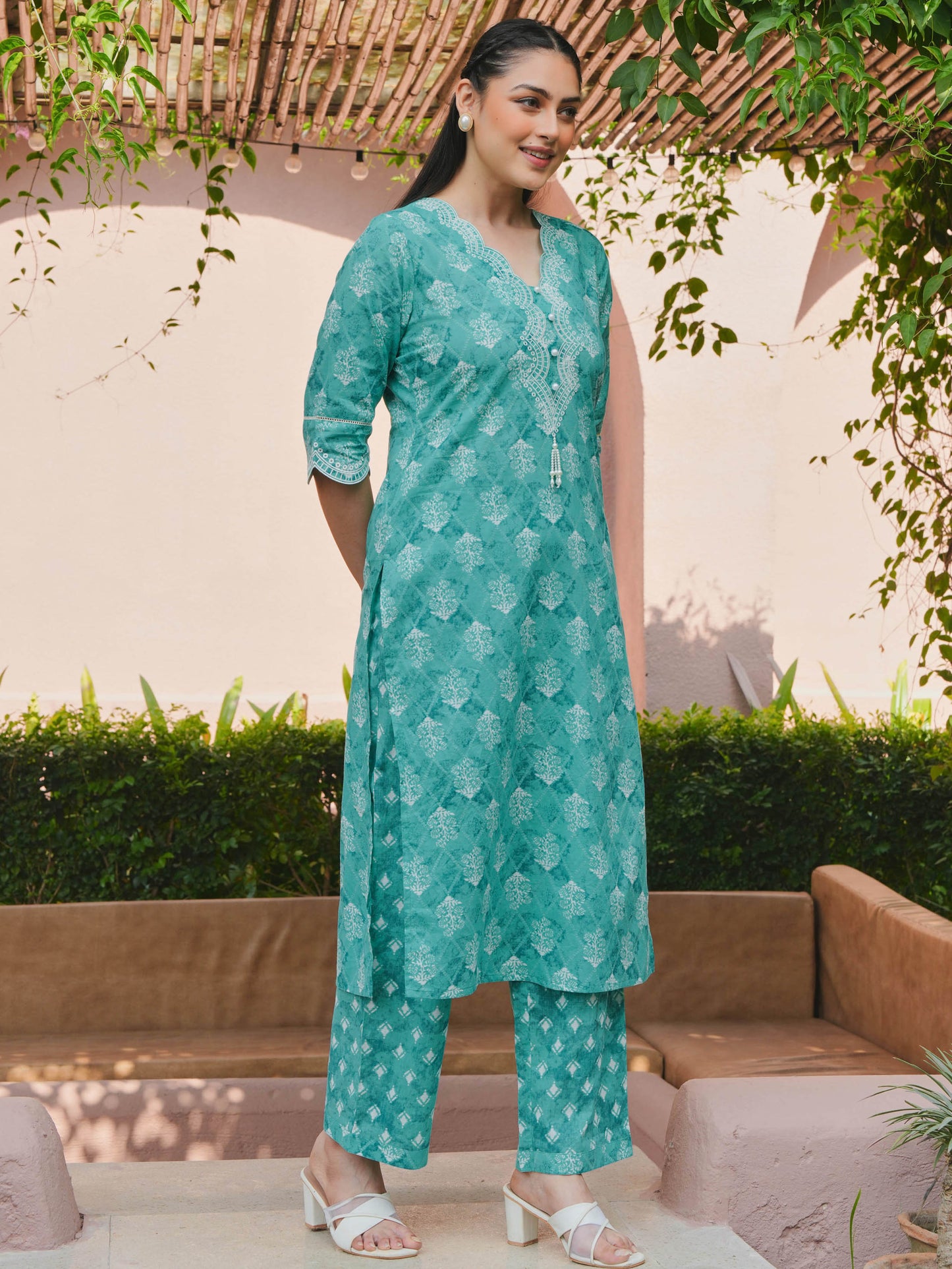 Soft Cotton Geometric Straight Teal Kurta