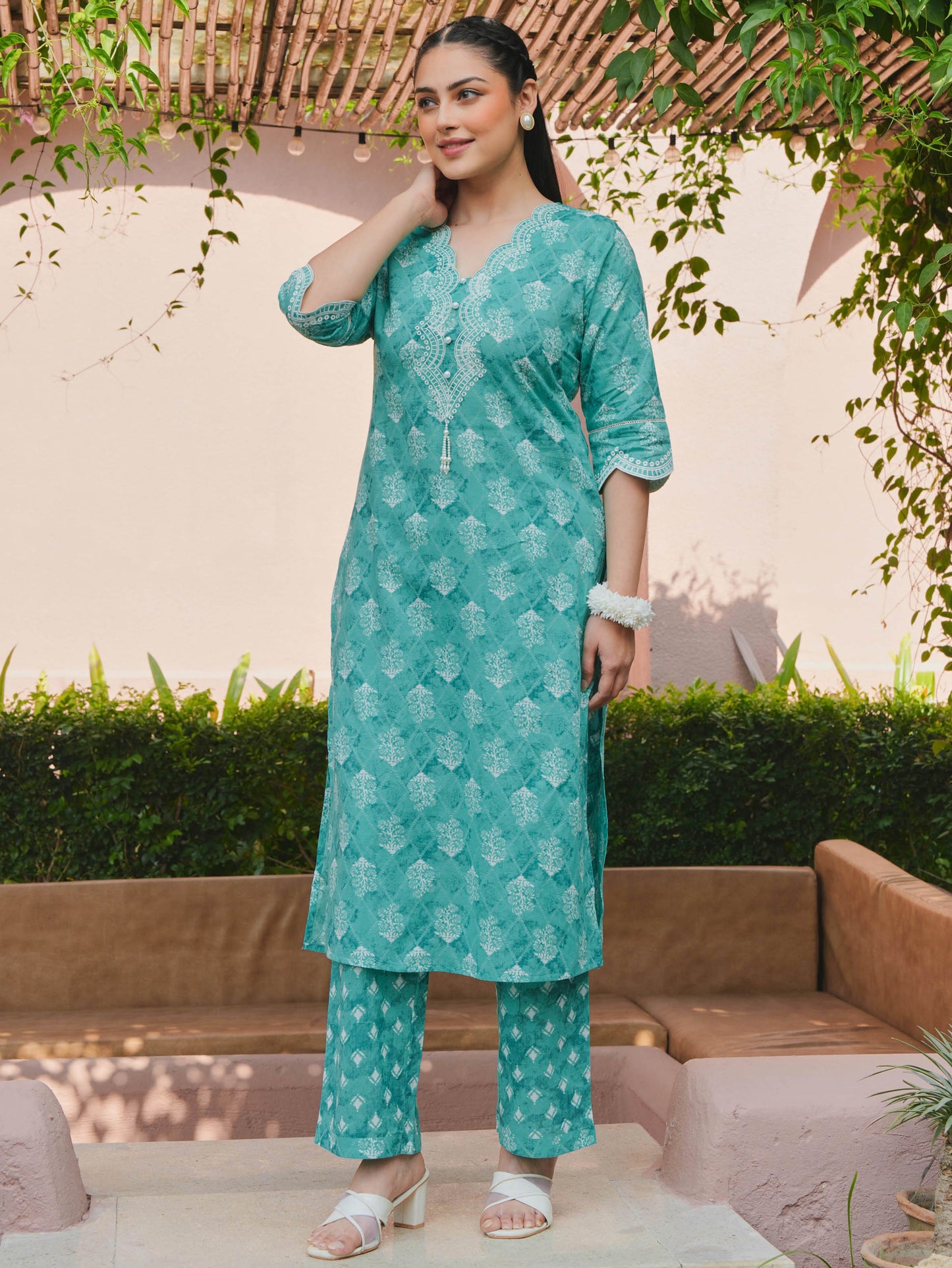 Soft Cotton Geometric Straight Teal Kurta