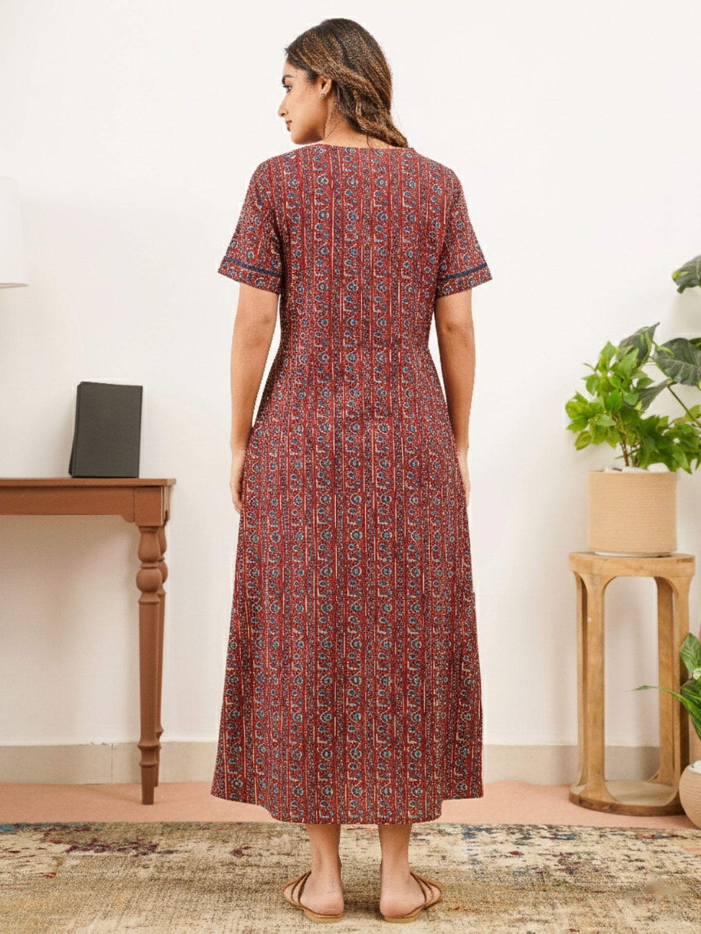 Soft Cotton Floral Straight Maroon Nighty