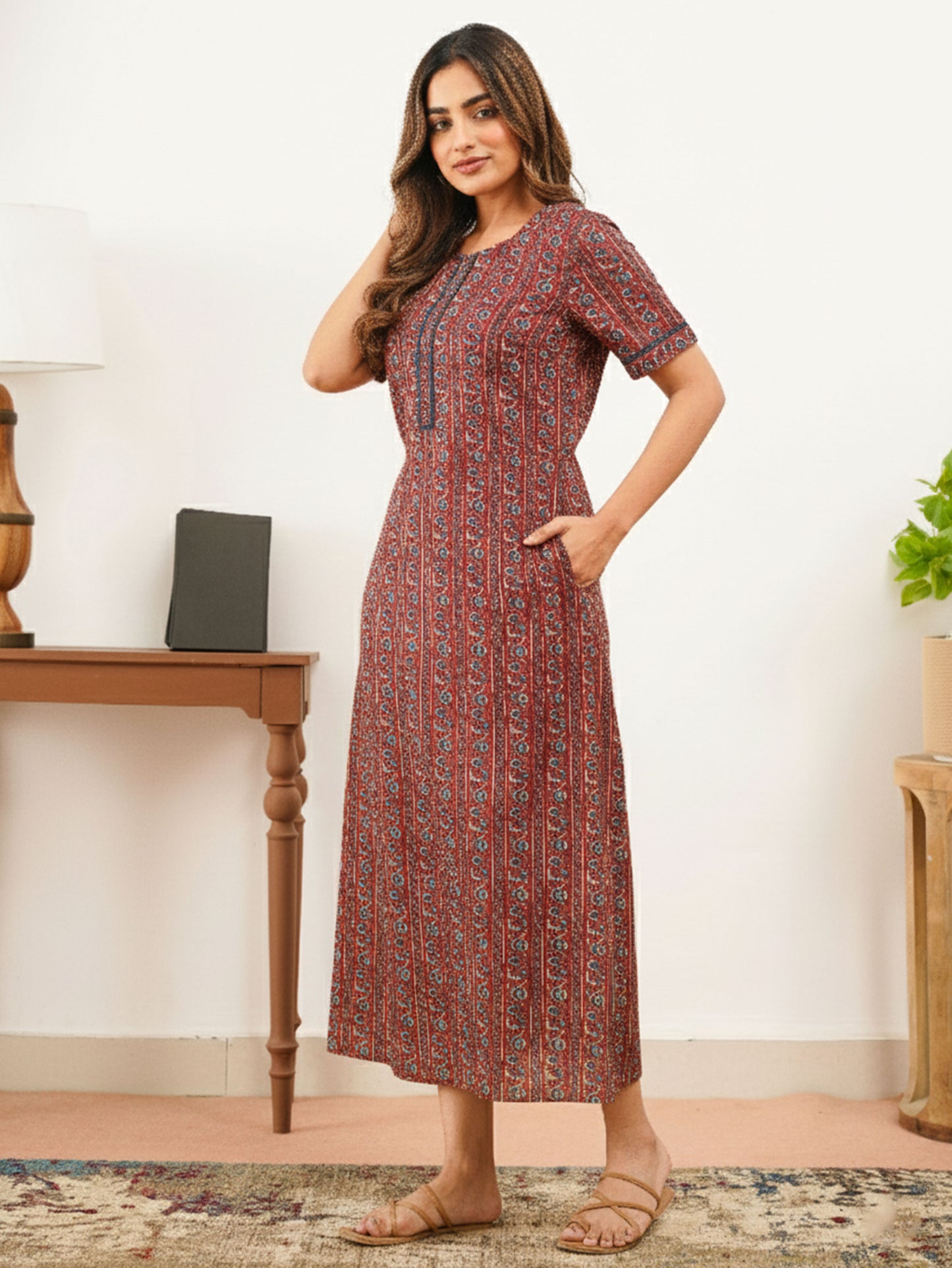 Soft Cotton Floral Straight Maroon Nighty