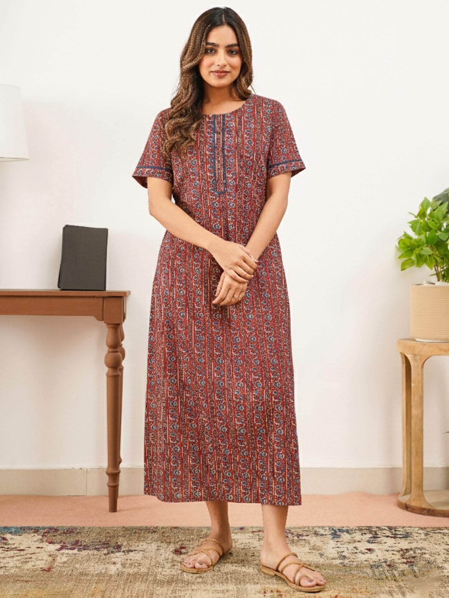 Soft Cotton Floral Straight Maroon Nighty
