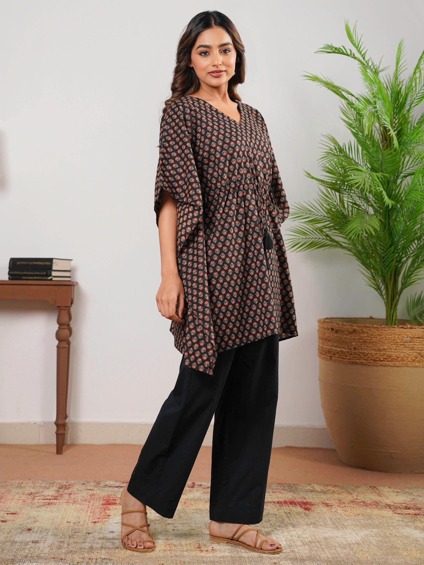 Soft Cotton Butti Kaftan Maroon Top