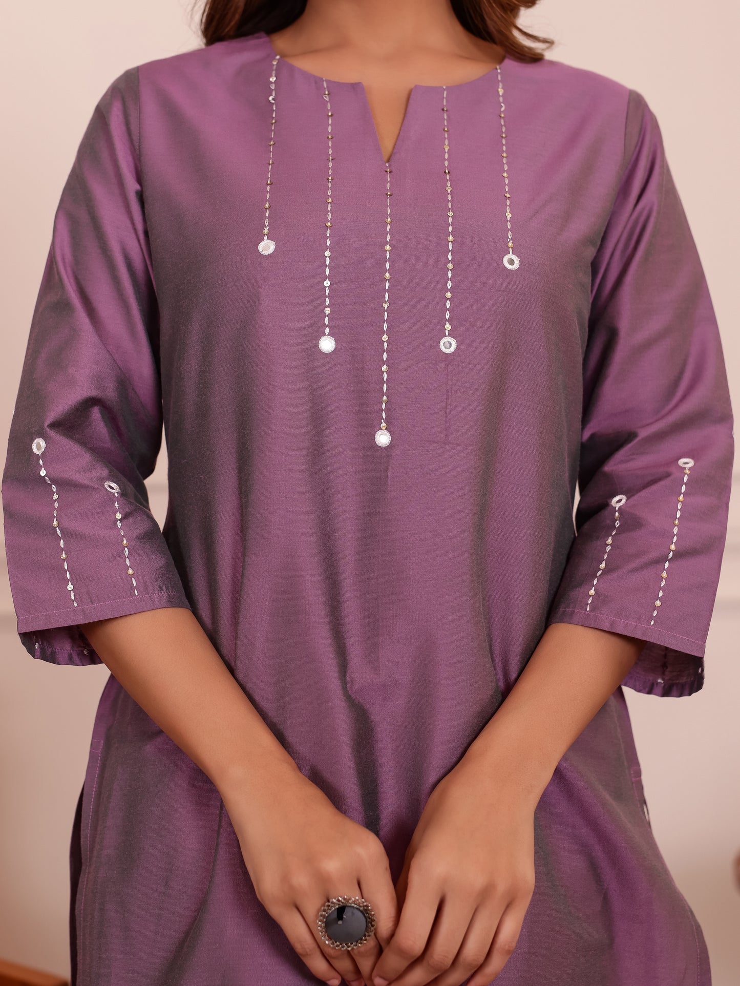 Embroidered Blended Silk Solid Straight Lavender Kurta