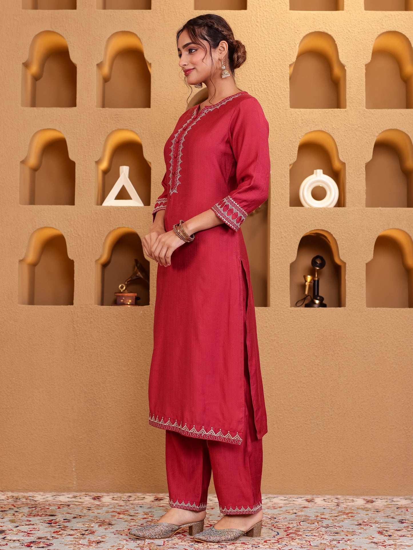 Embroidered Blended Silk Solid Straight Maroon Kurta